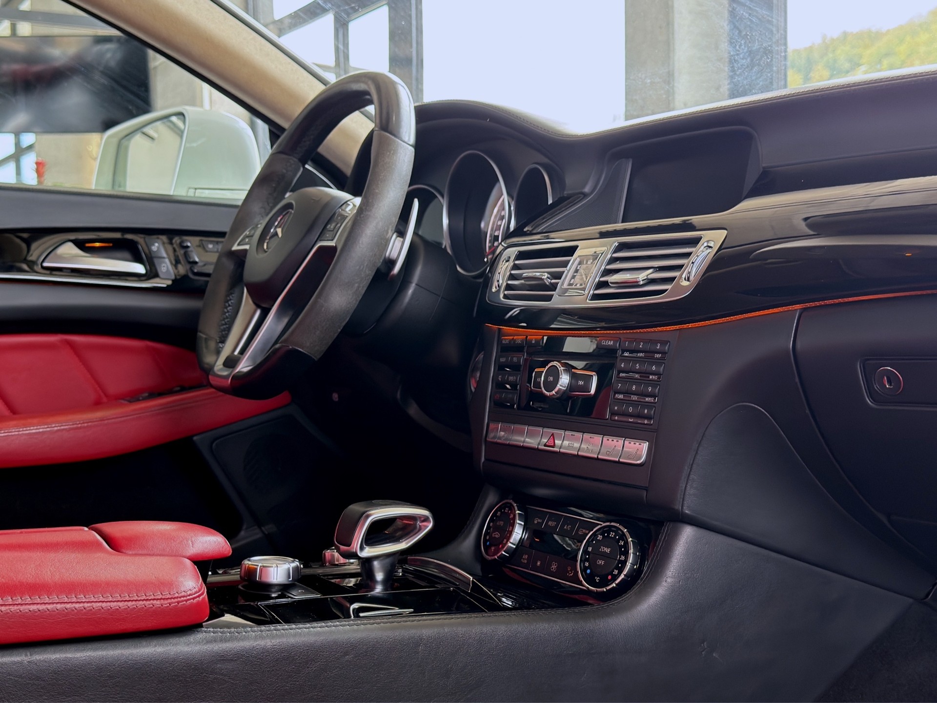 MERCEDES-BENZ CLS 63 AMG S Executive 4Matic Speedshift MCT0*Frisch ab MFK*-image-17