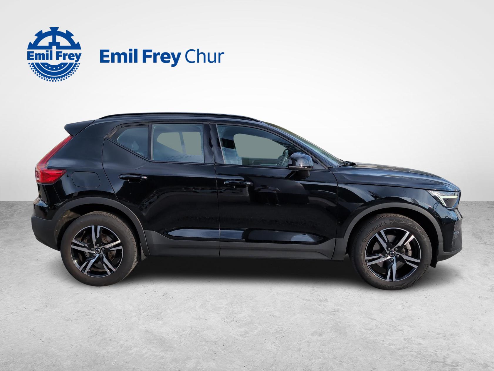 VOLVO XC40 2.0 B4 MH Plus Dark AWD-image-5