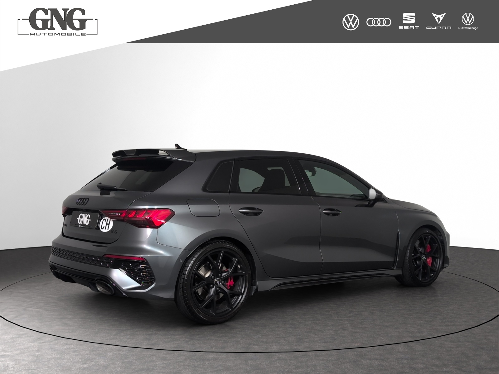 AUDI RS3 Sportback 2.5 TSI quattro S-tronic-image-2