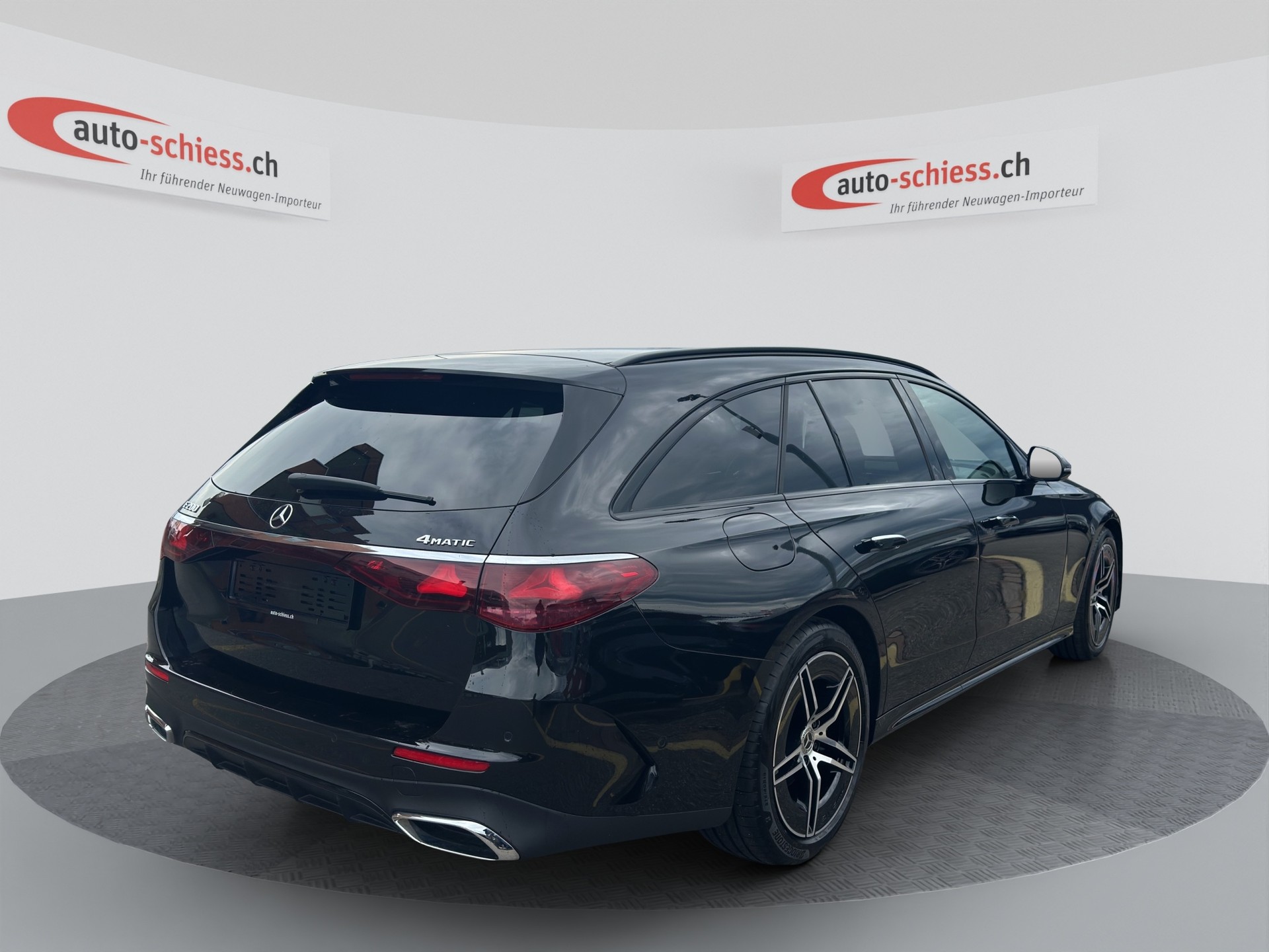 MERCEDES-BENZ E 200 T 9G-Tronic 4Matic AMG Line Advanced-image-4