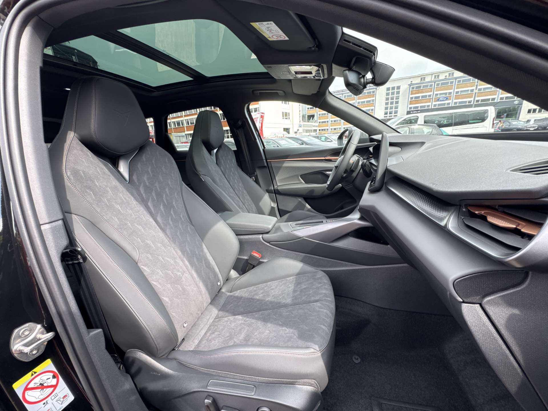 CUPRA Terramar 2.0 TSi 4Drive VZ 265PS DSG-Automat-image-12