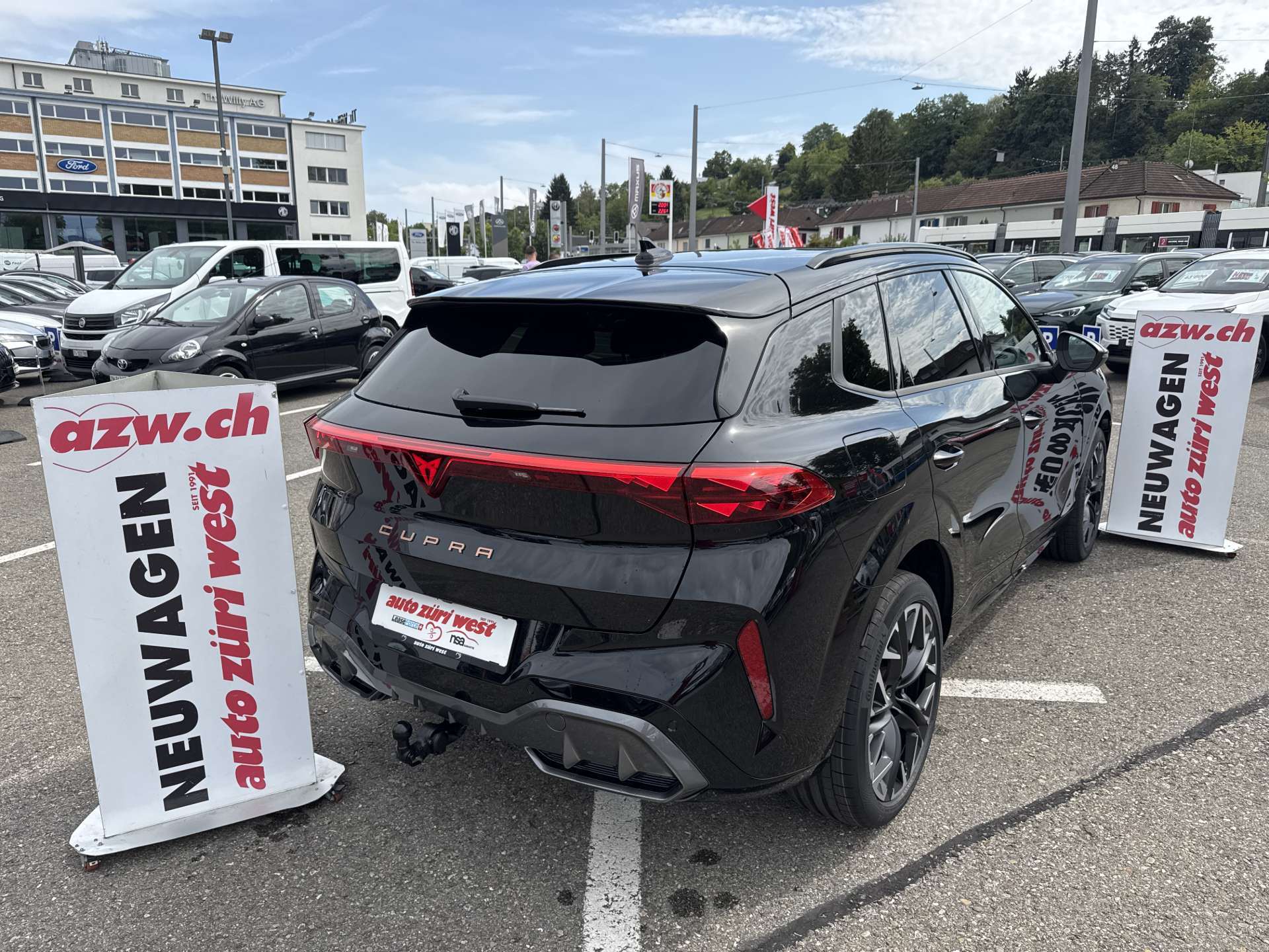 CUPRA Terramar 2.0 TSi 4Drive VZ 265PS DSG-Automat-image-2