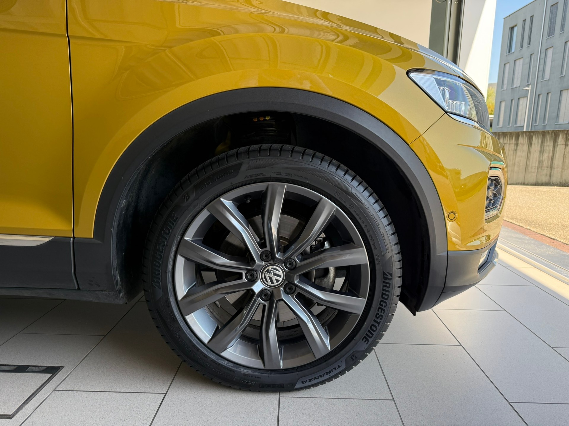 VW T-Roc 2.0 TSI Advance DSG 4Motion-image-14