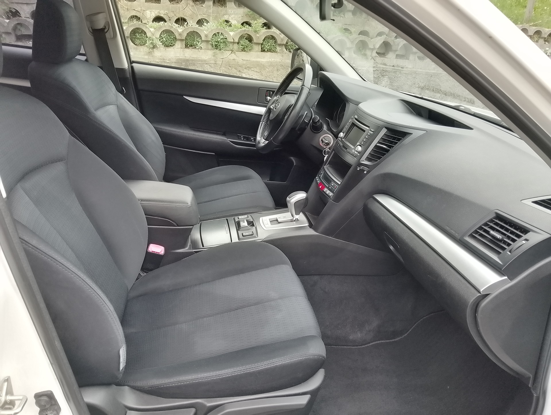 SUBARU Legacy 2.0i Swiss AWD Lineartronic-image-15