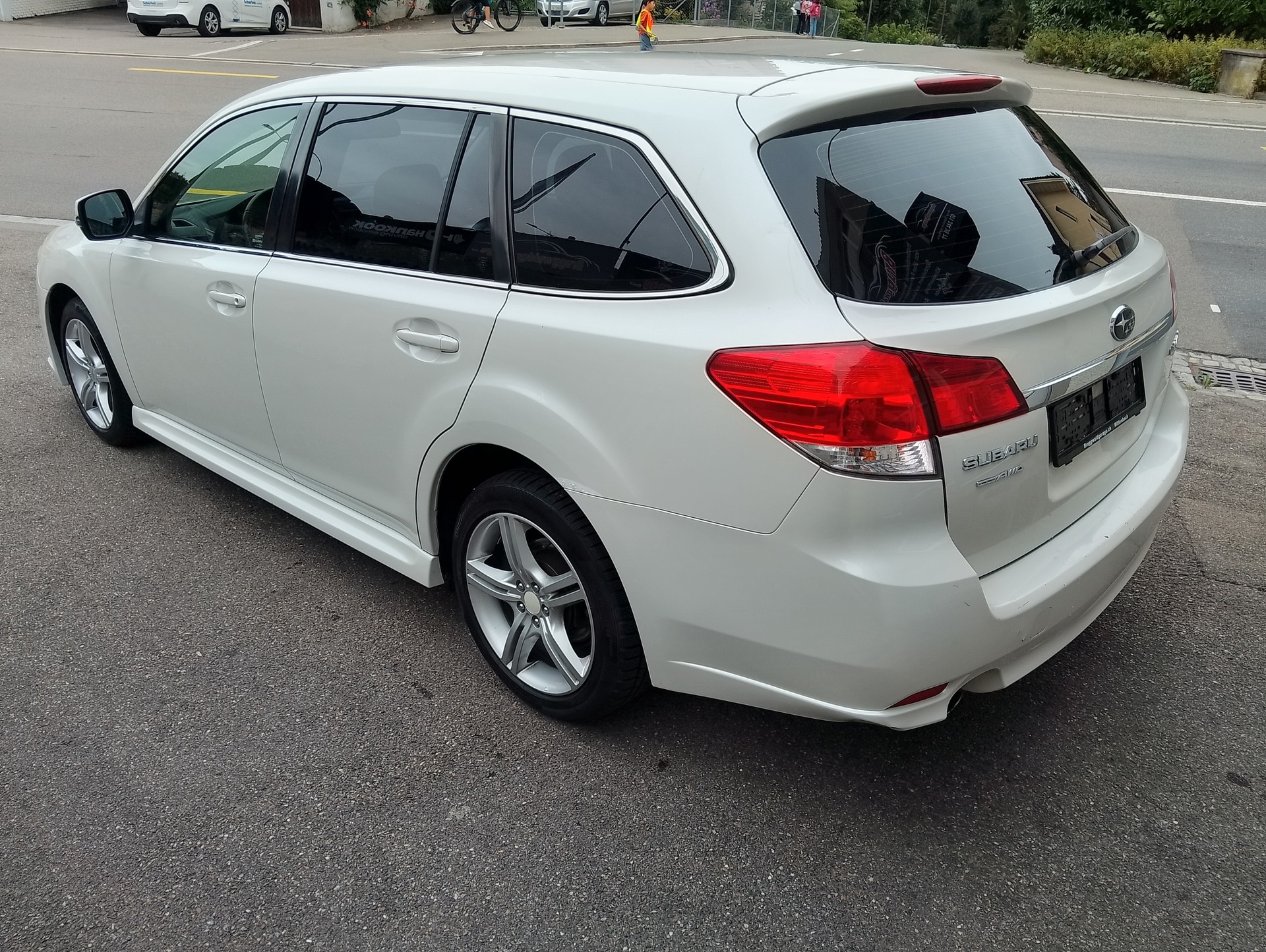 SUBARU Legacy 2.0i Swiss AWD Lineartronic-image-10