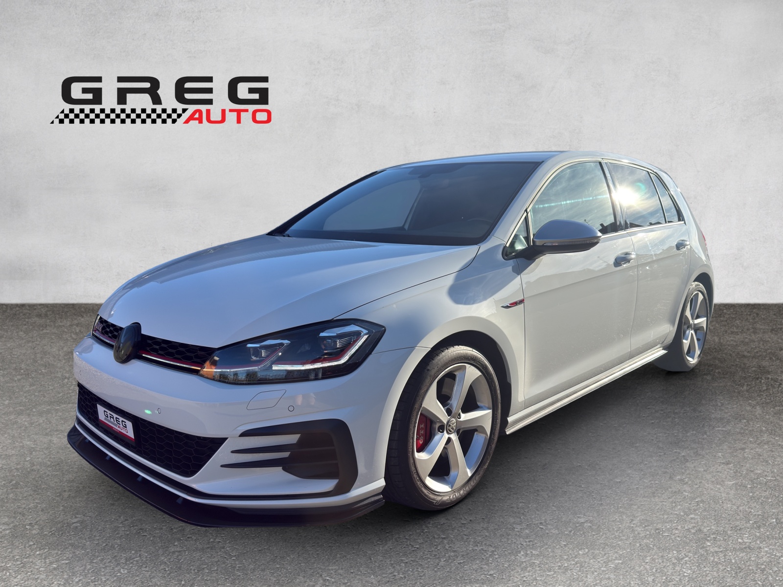 VW Golf 2.0 TSI GTI Performance DSG-image-1