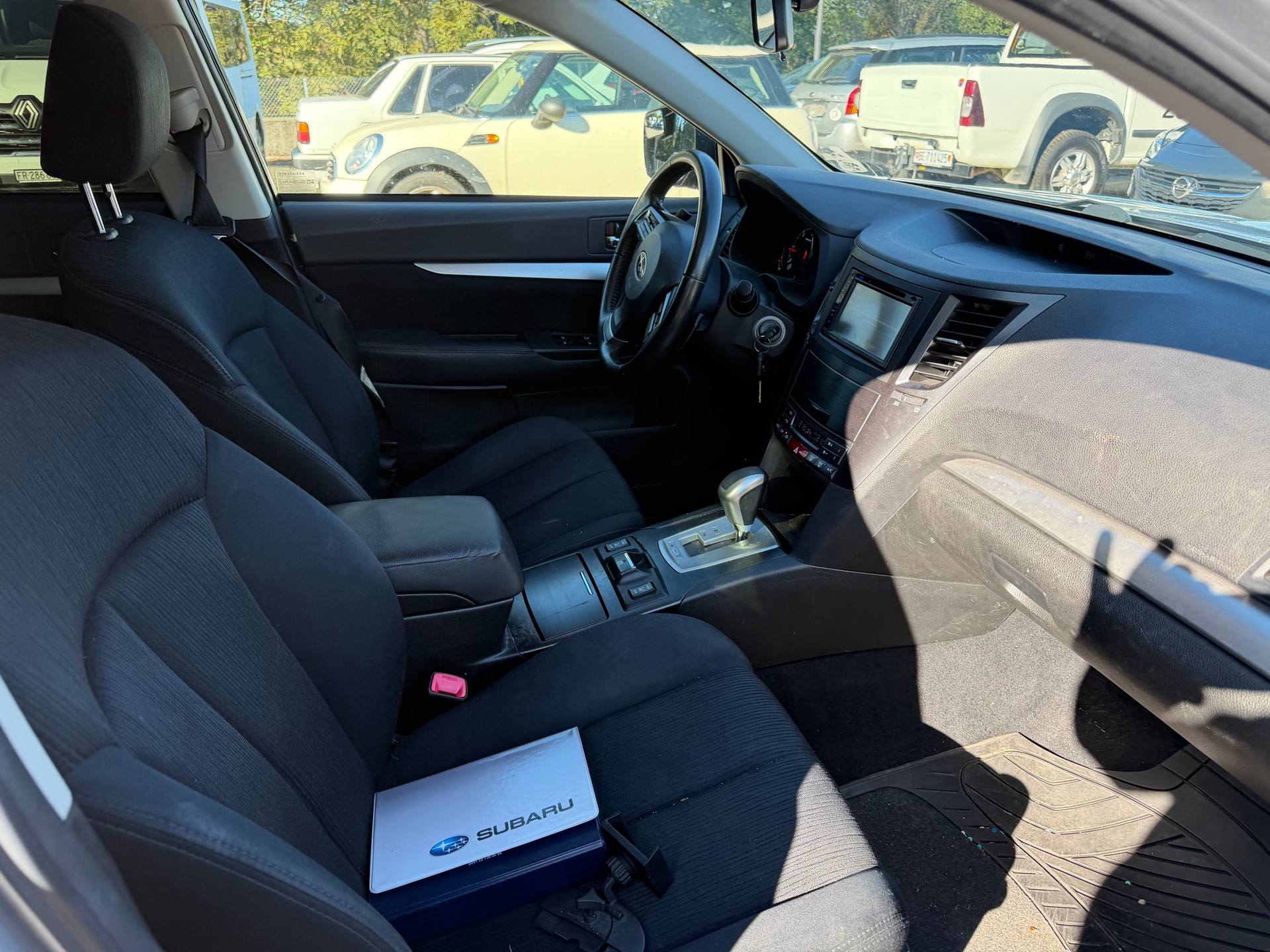 SUBARU Outback 2.0D Swiss Country AWD Lineartronic-image-3