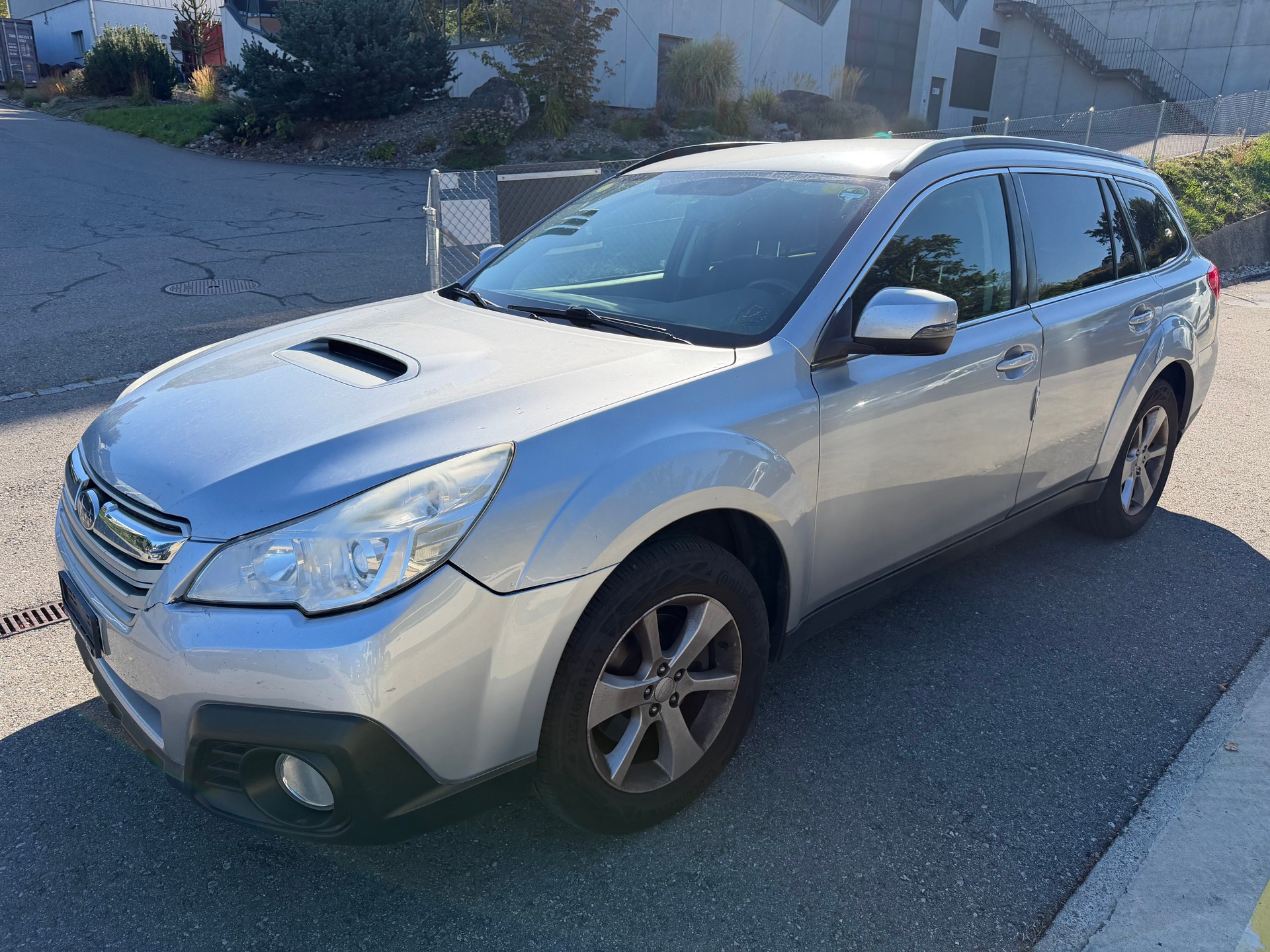 SUBARU Outback 2.0D Swiss Country AWD Lineartronic-image-0