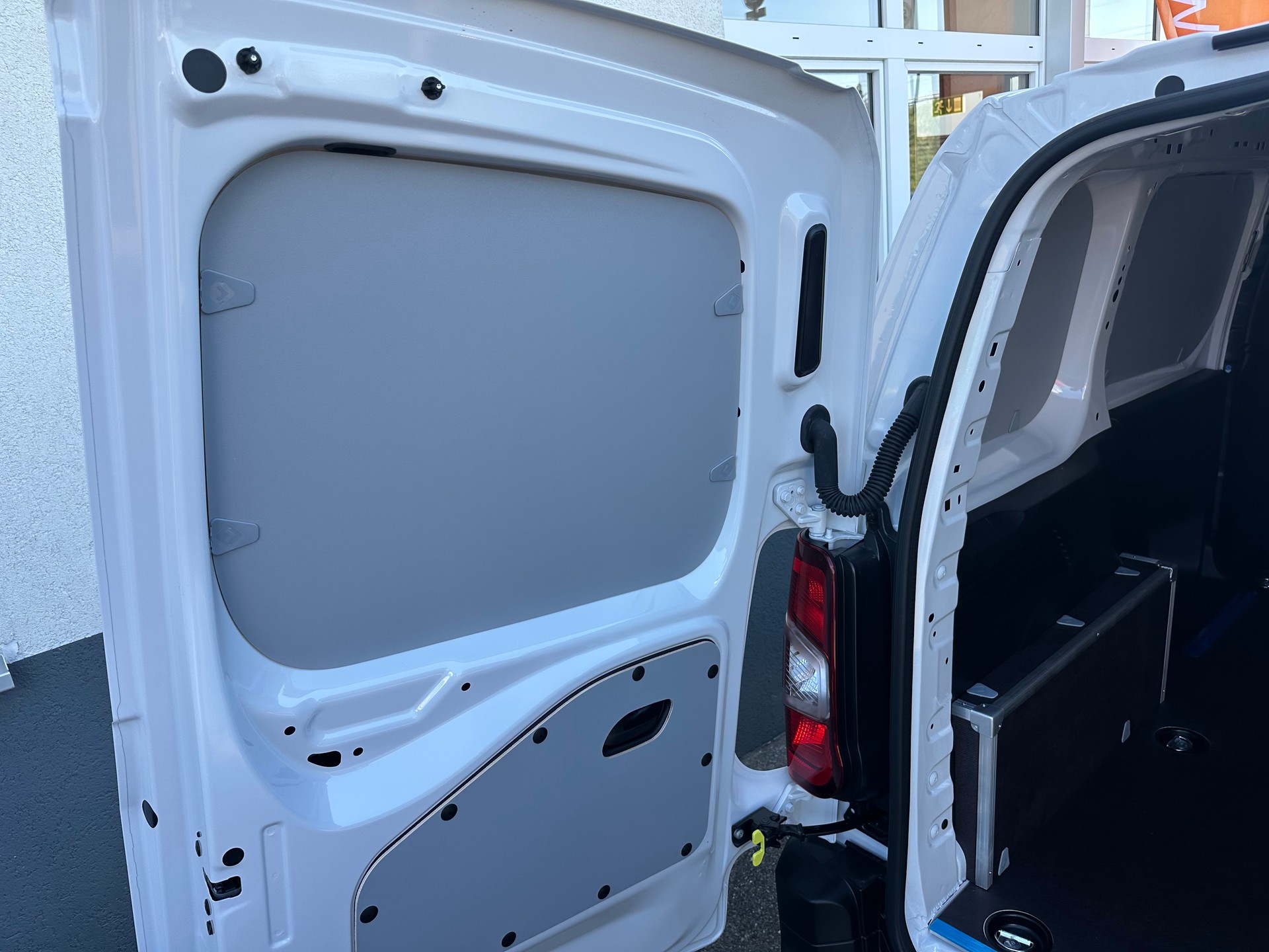 CITROEN Berlingo Van M 1.2 Pure Tech 110 s/s First-image-4