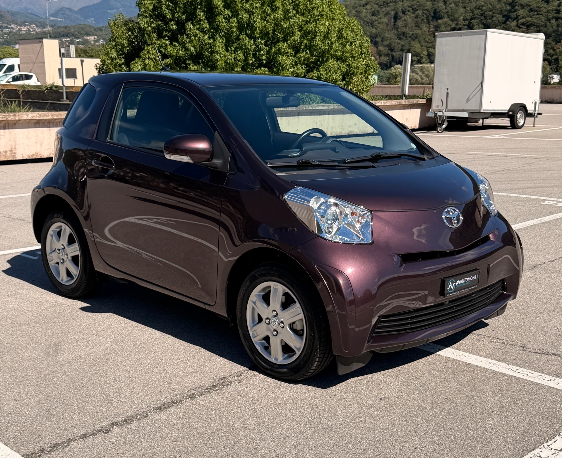 TOYOTA iQ2 1.0 VVT-i-image-1