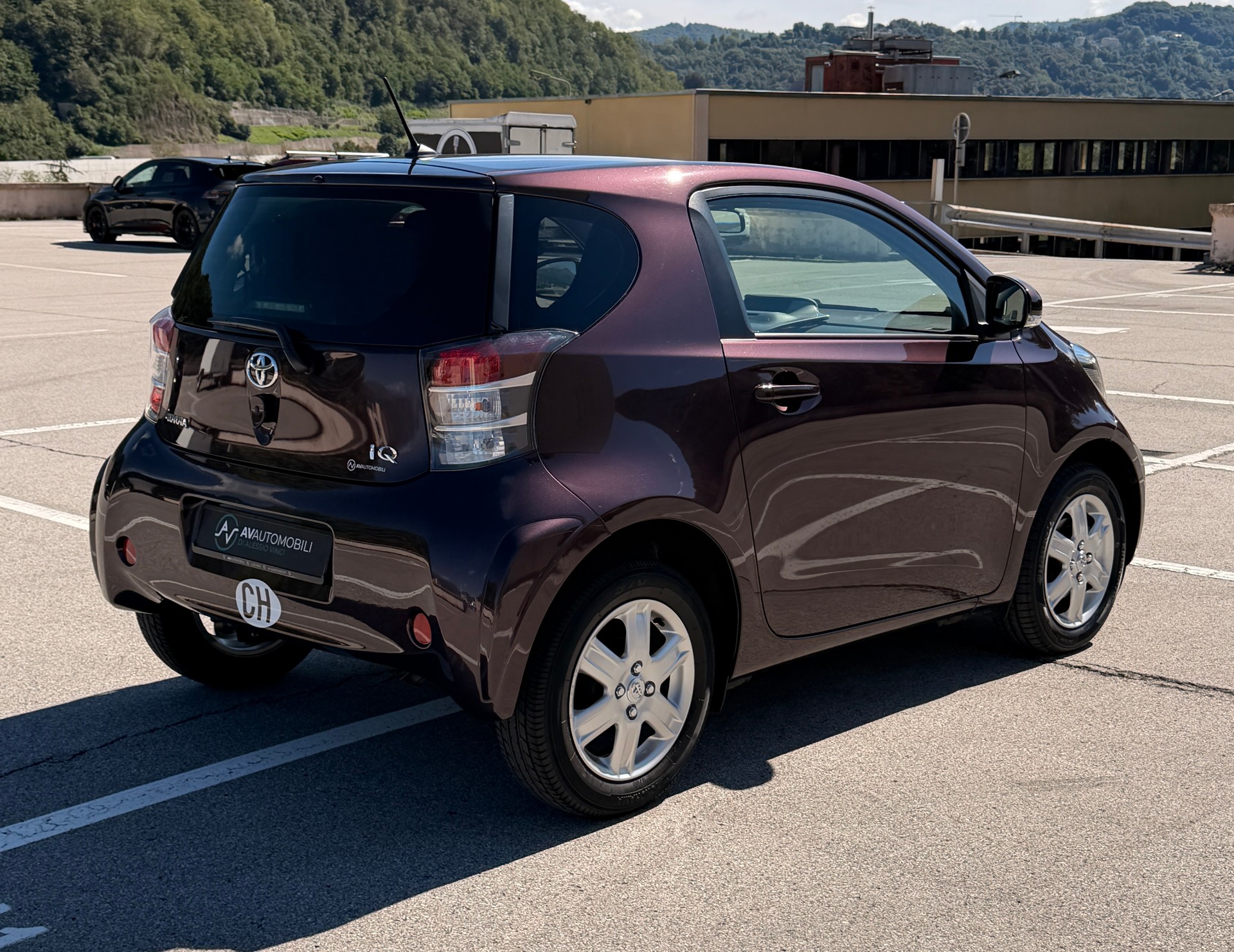 TOYOTA iQ2 1.0 VVT-i-image-5