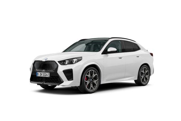 BMW iX2 30 xDrive M Sport-image-0