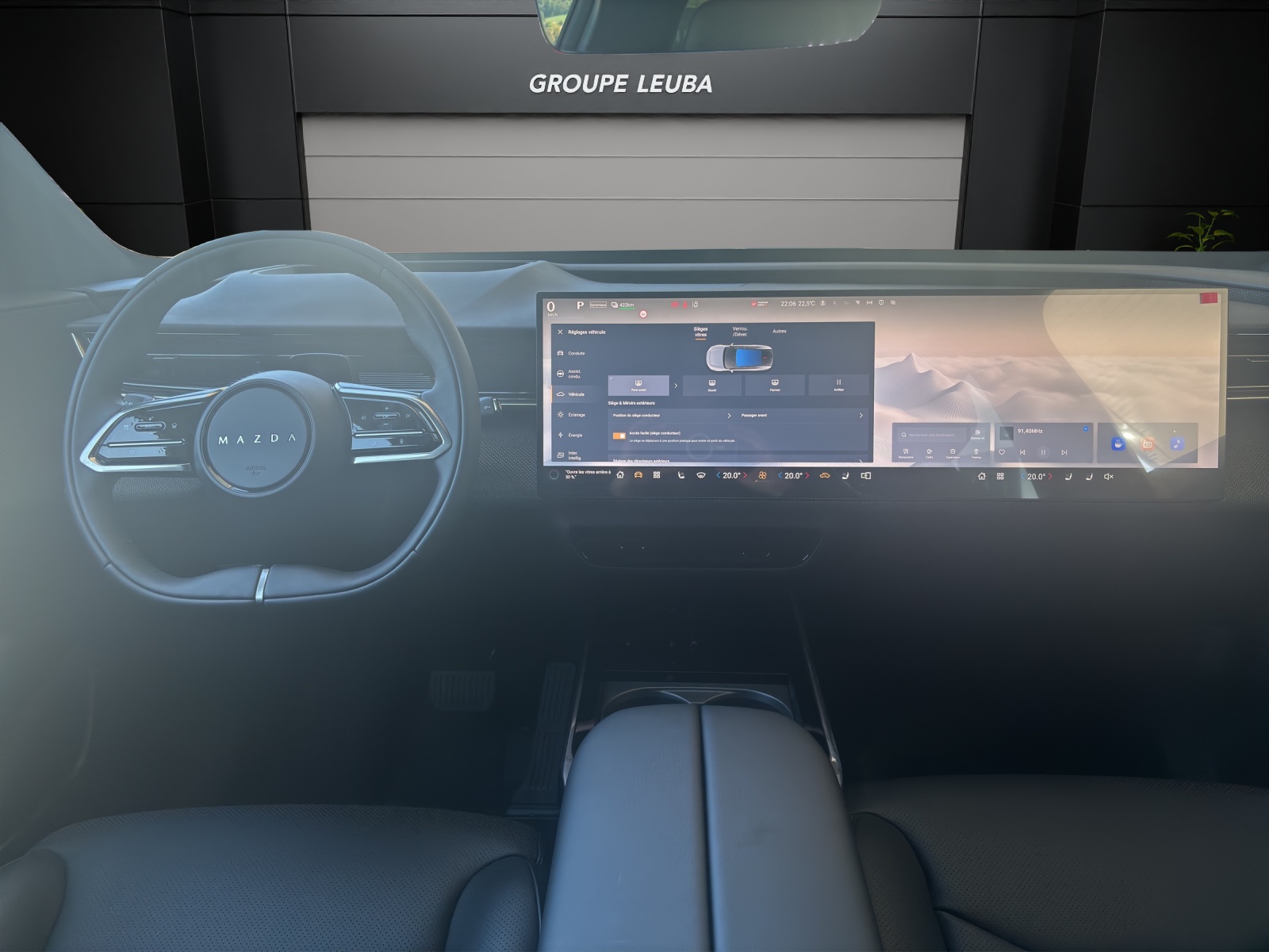 MAZDA CX-6e-image-11