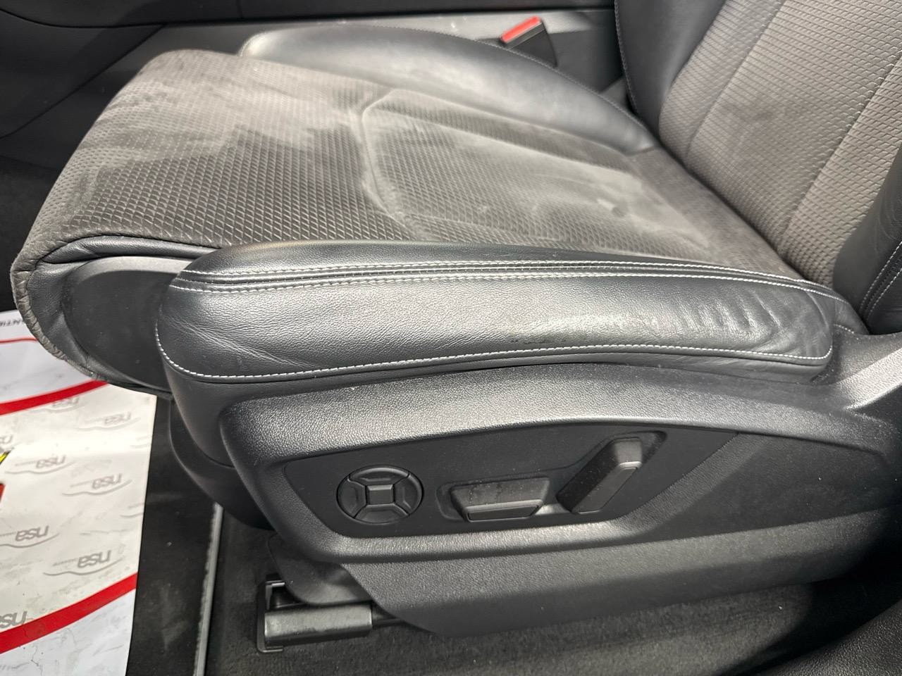 AUDI Q7 50 TDI quattro S Line tiptronic-image-3