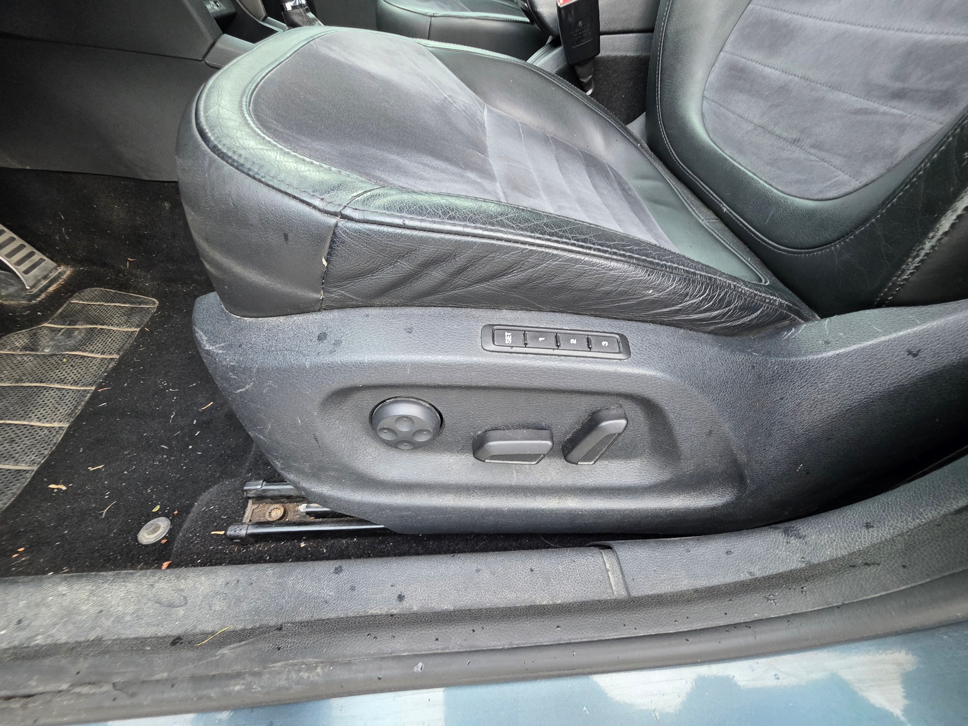 SKODA Yeti 2.0 TDI Style Outdoor 4x4 DSG-image-13