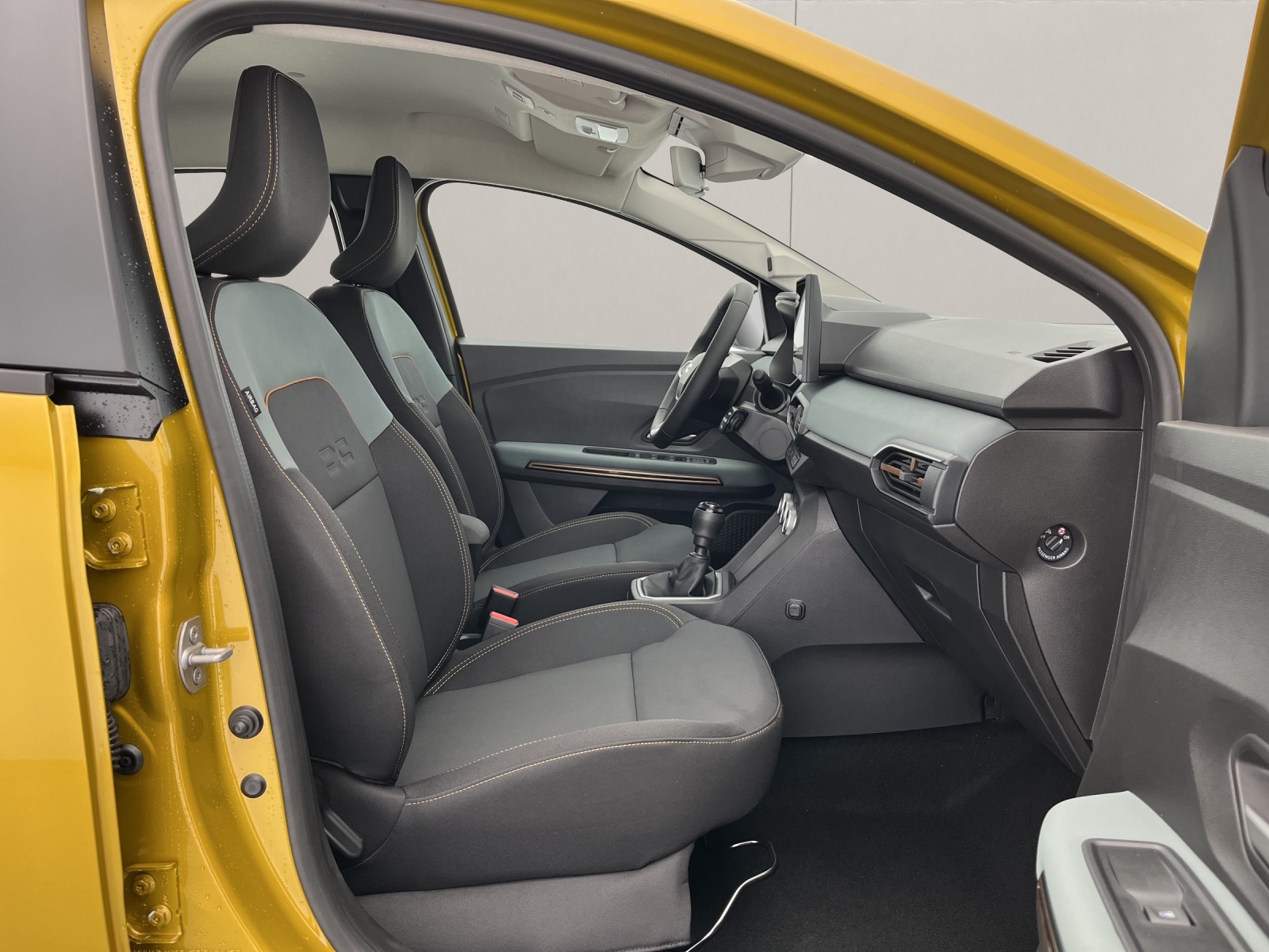 DACIA Sandero 1.0 TCe 110 Stepway Extreme-image-15