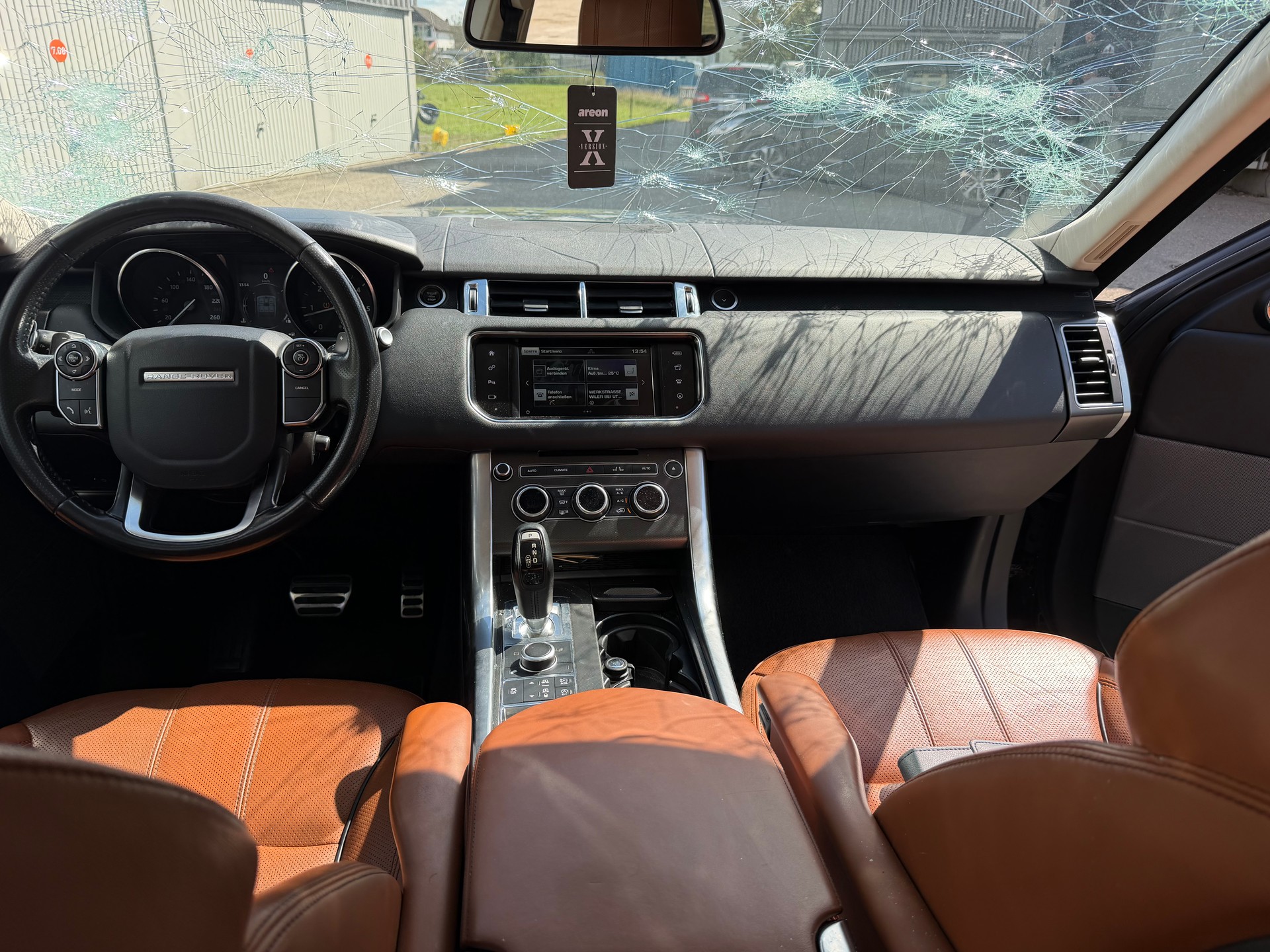 LAND ROVER RANGE ROVER SPORT-image-11