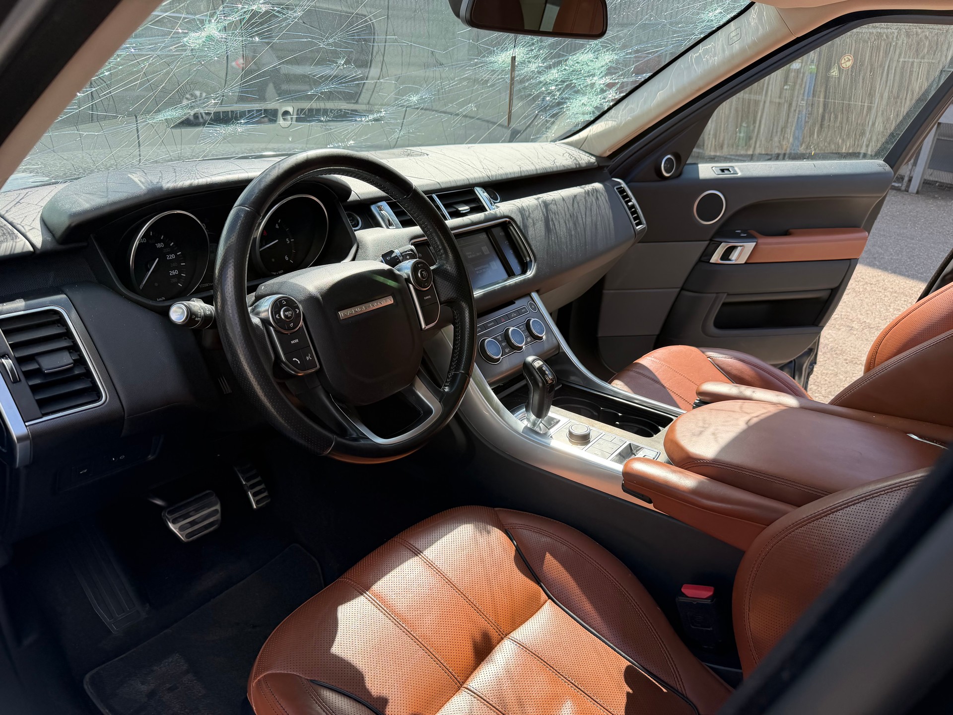 LAND ROVER RANGE ROVER SPORT-image-10