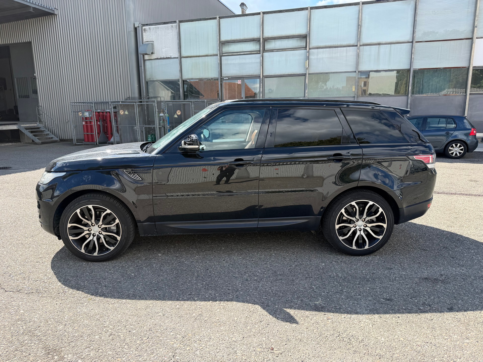 LAND ROVER RANGE ROVER SPORT-image-3
