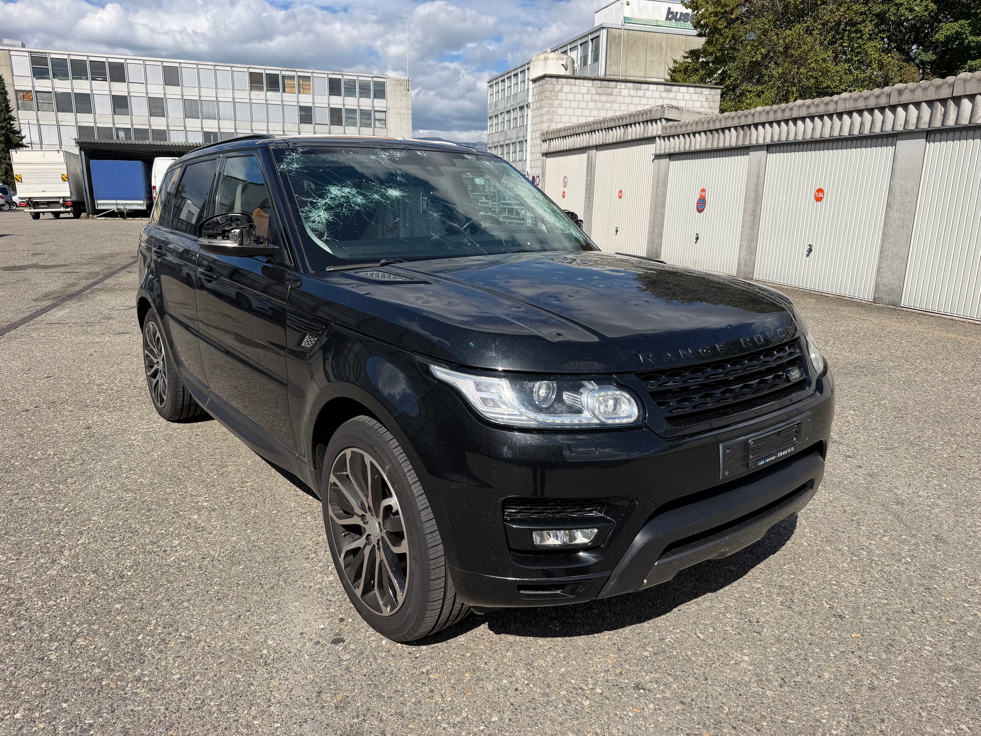 LAND ROVER RANGE ROVER SPORT-image-1
