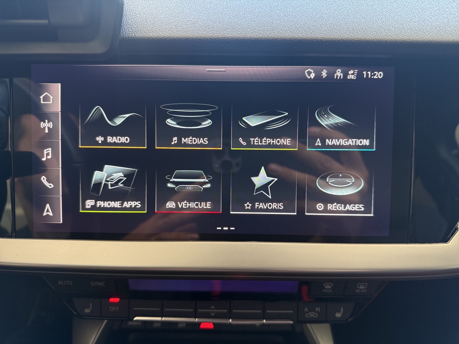 AUDI A3 Sportback 35 TFSI S line Attraction S-tronic-image-15