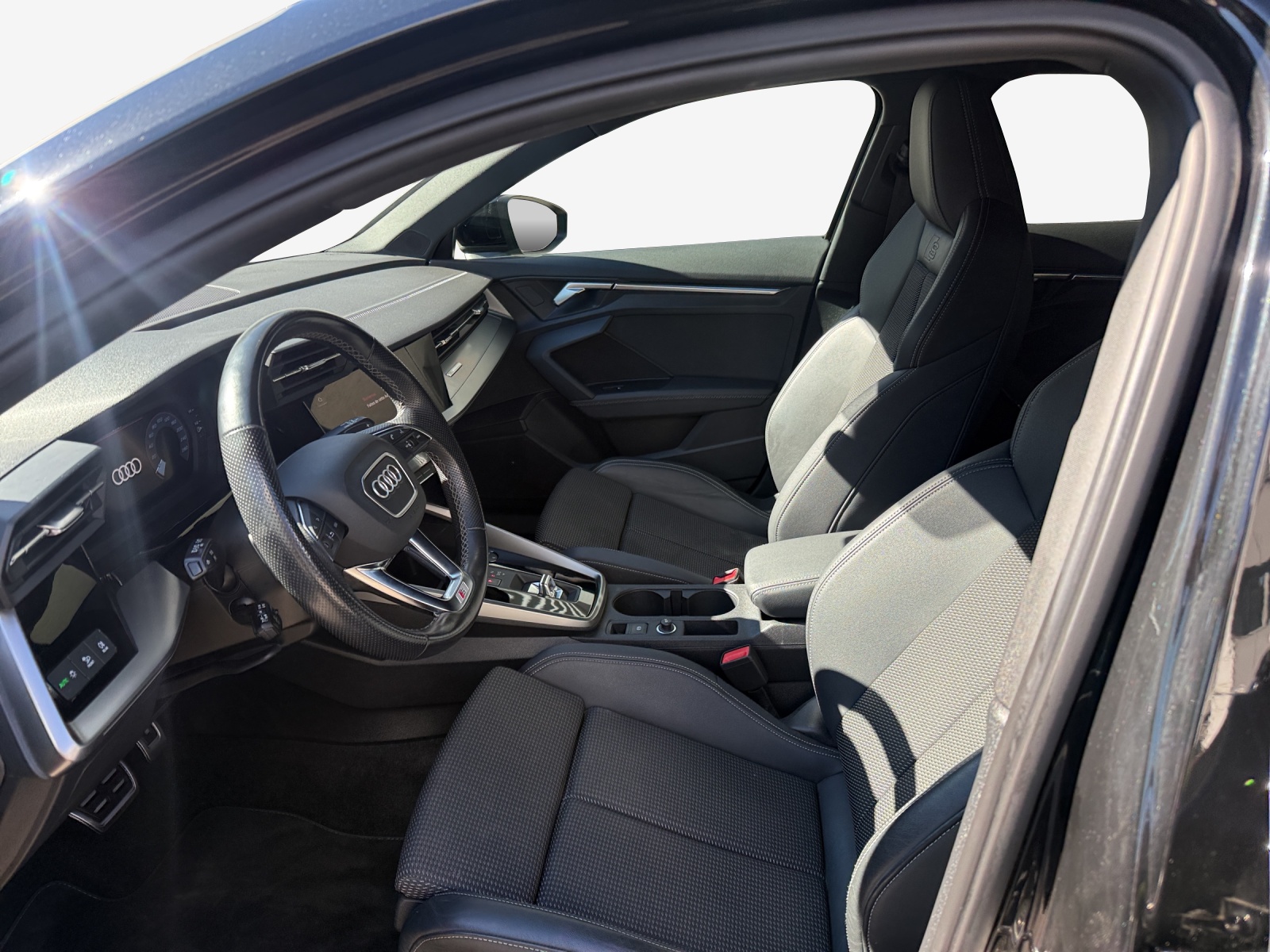 AUDI A3 Sportback 35 TFSI S line Attraction S-tronic-image-7