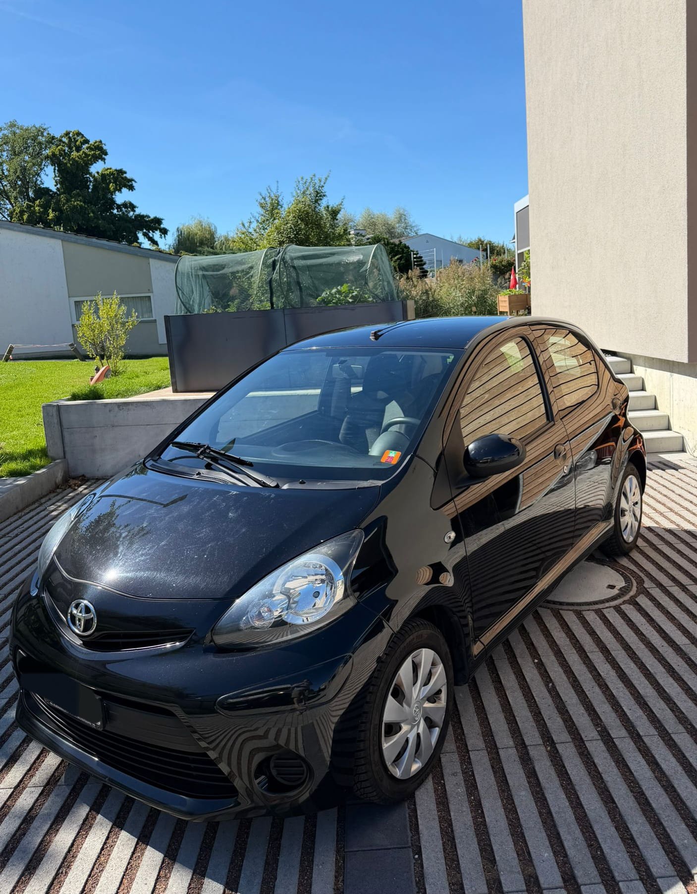 TOYOTA 1.0 VVT-i Linea Luna-image-0