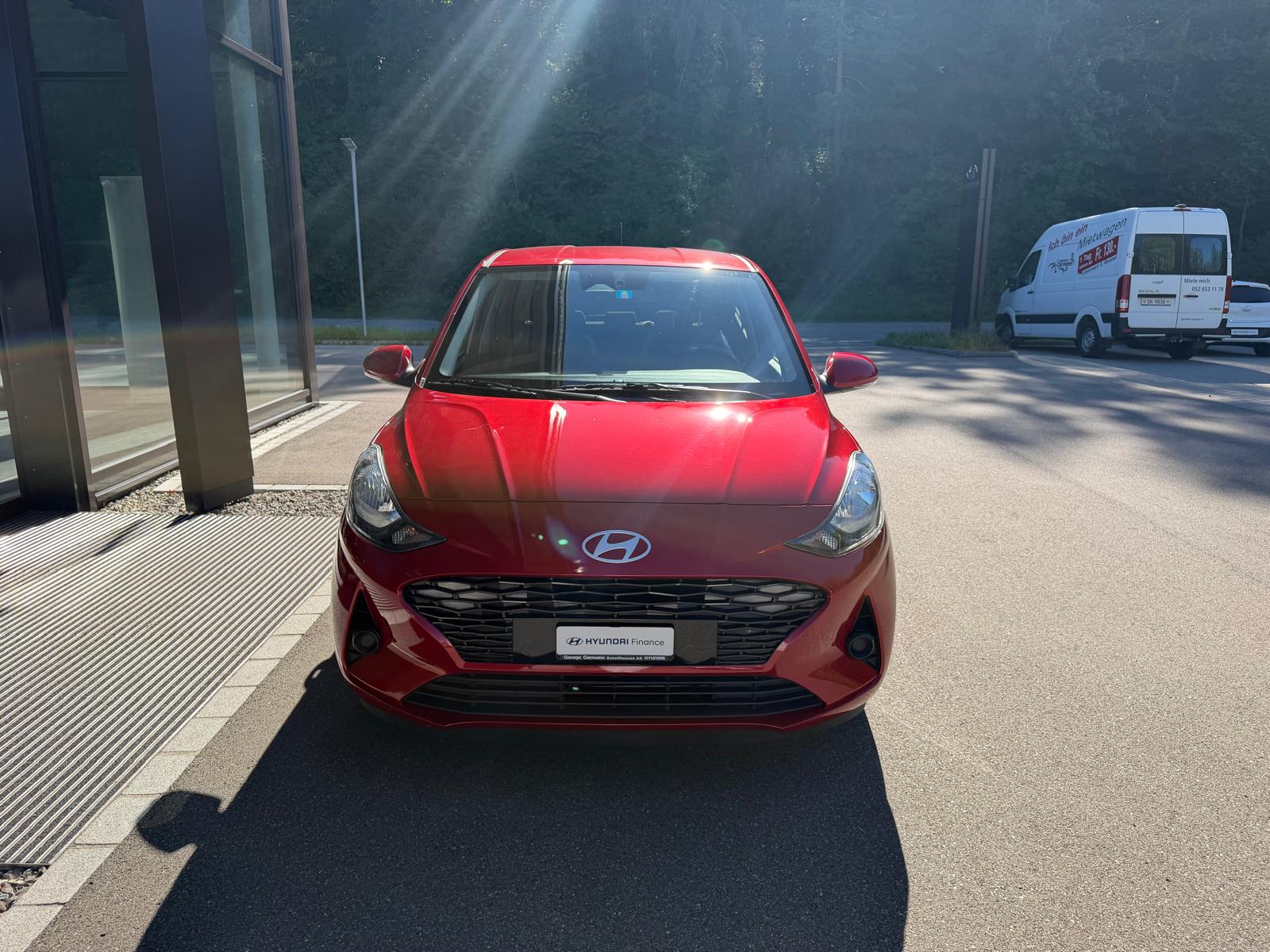 HYUNDAI i10 1.2 Amplia Aut.-image-2