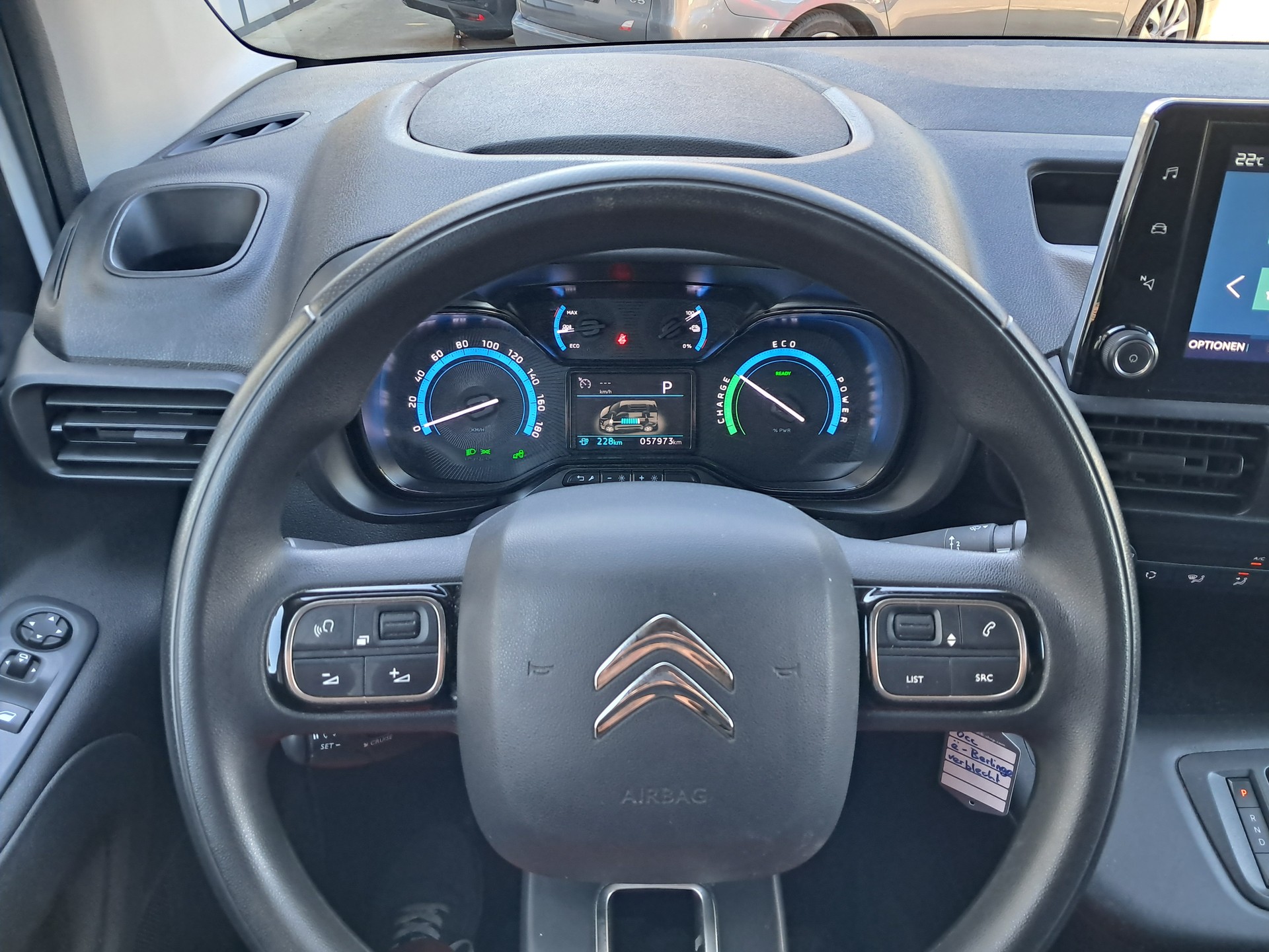 CITROEN e-Berlingo Van Swiss Edition-image-8