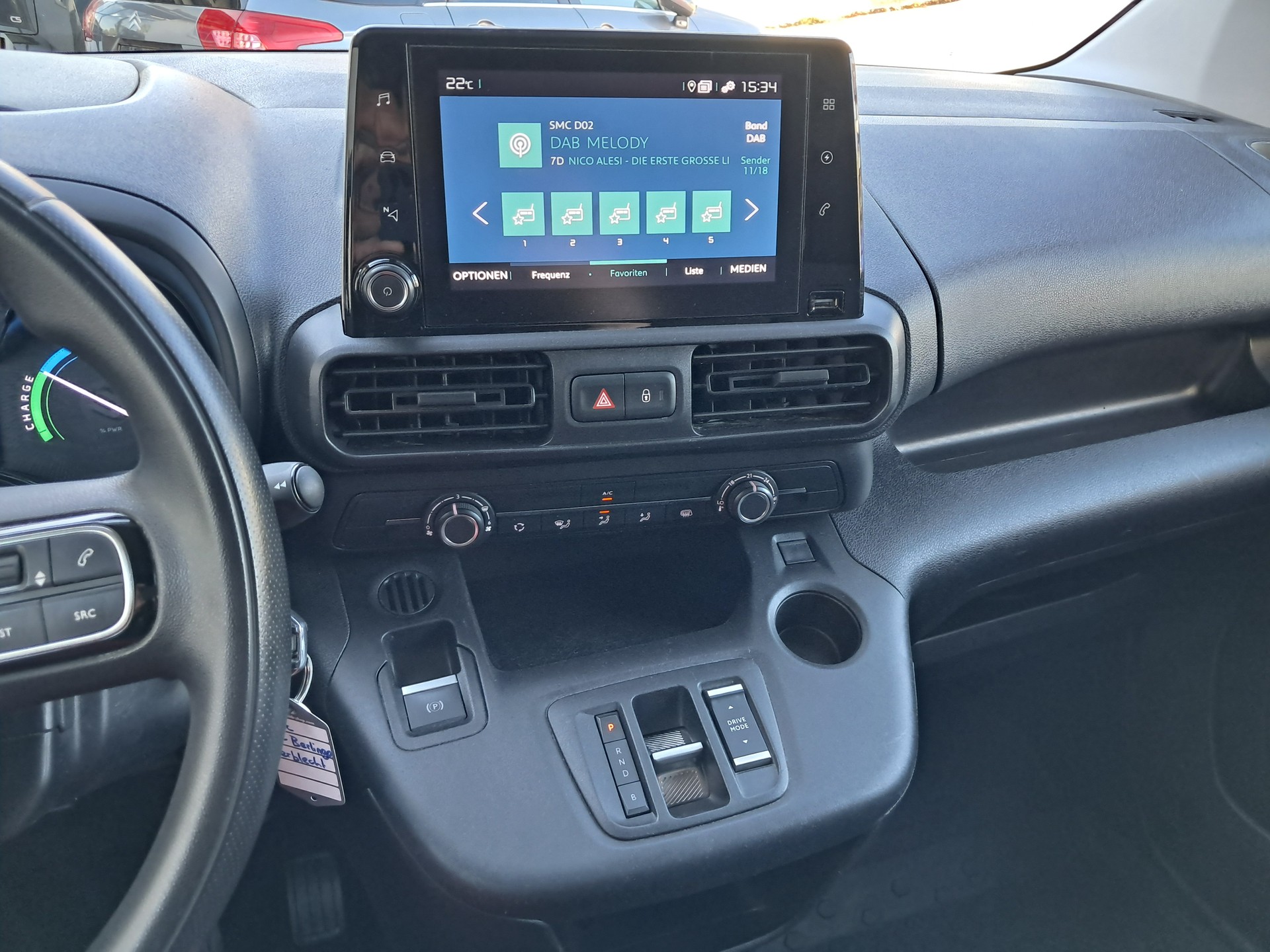CITROEN e-Berlingo Van Swiss Edition-image-9