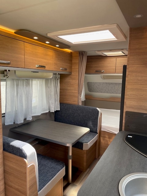 WEINSBERG Cara One 480QDK-image-8