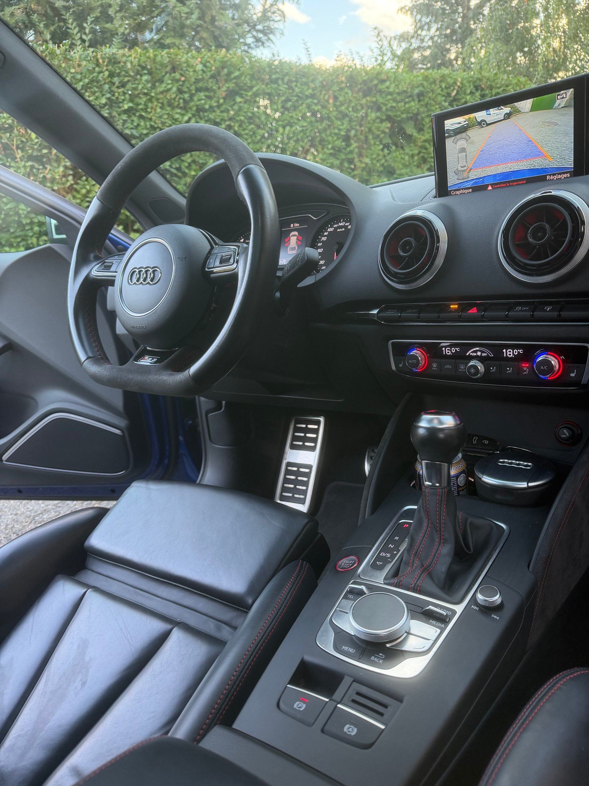 AUDI 2.5 T FSI quattro S-Tronic-image-15