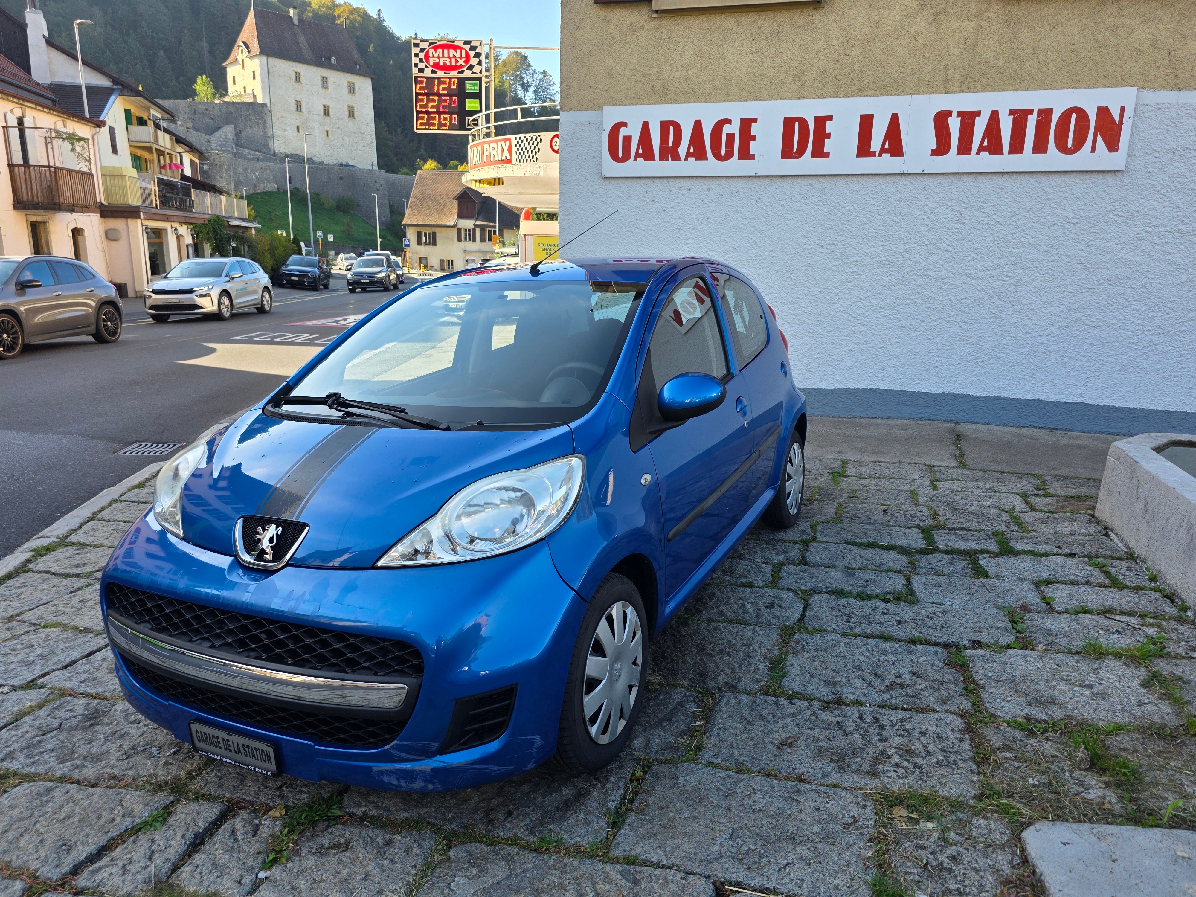 Car photo