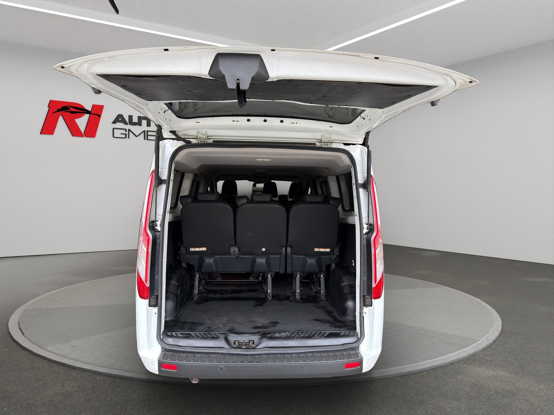 FORD Transit Custom 320 L2H1 Trend-image-13
