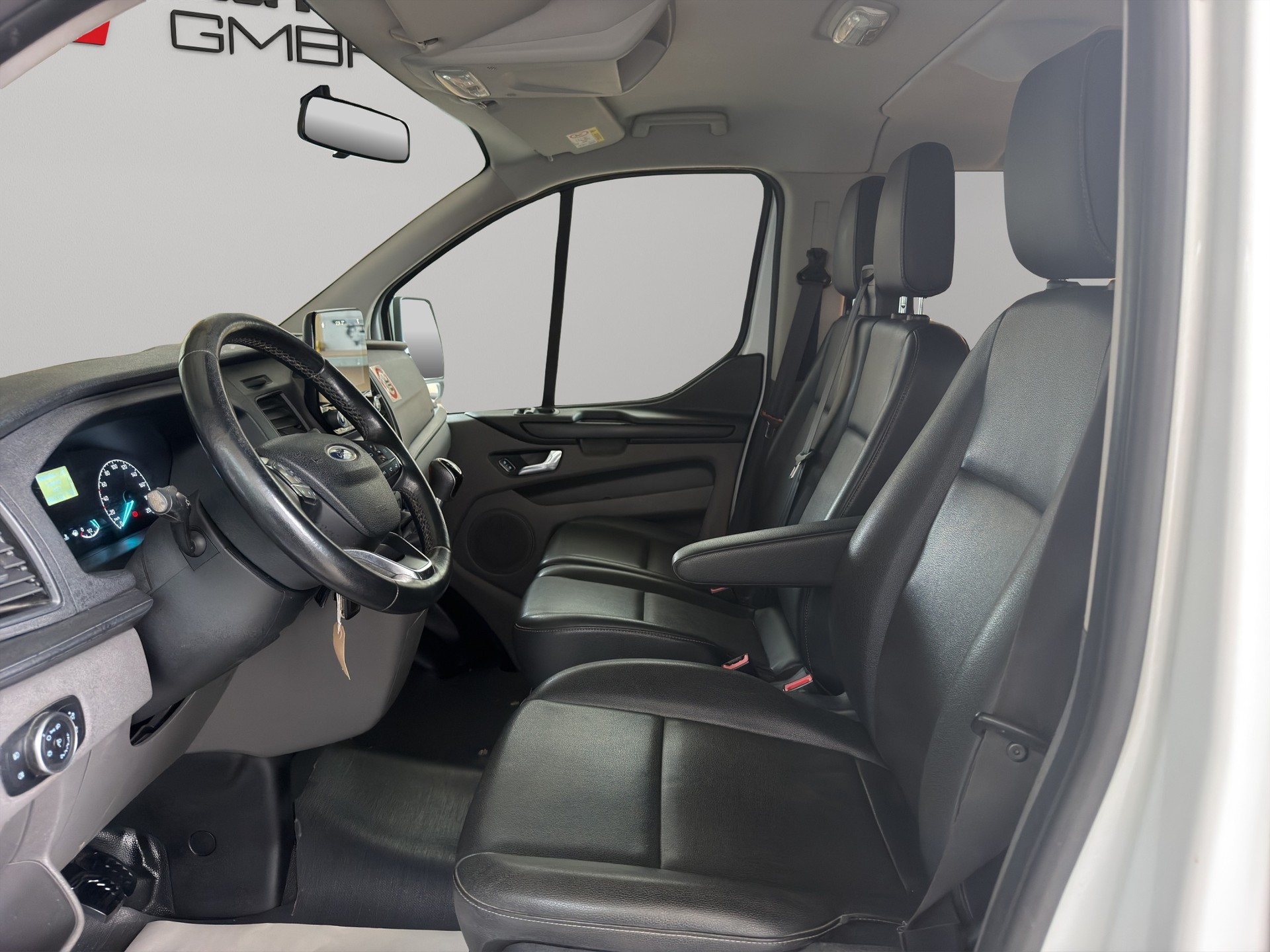 FORD Transit Custom 320 L2H1 Trend-image-8