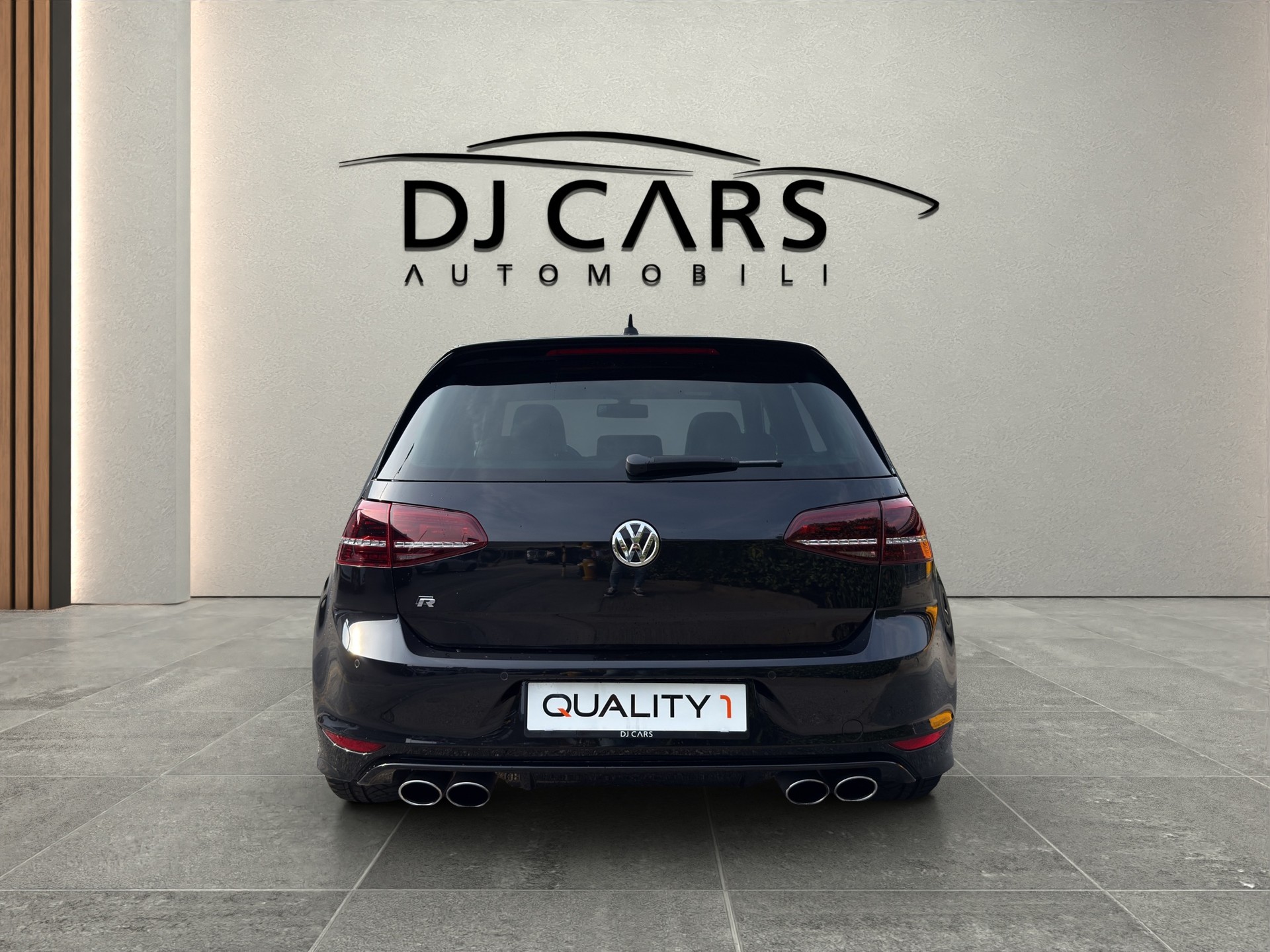 VW Golf 2.0 TSI R 4Motion DSG-image-6
