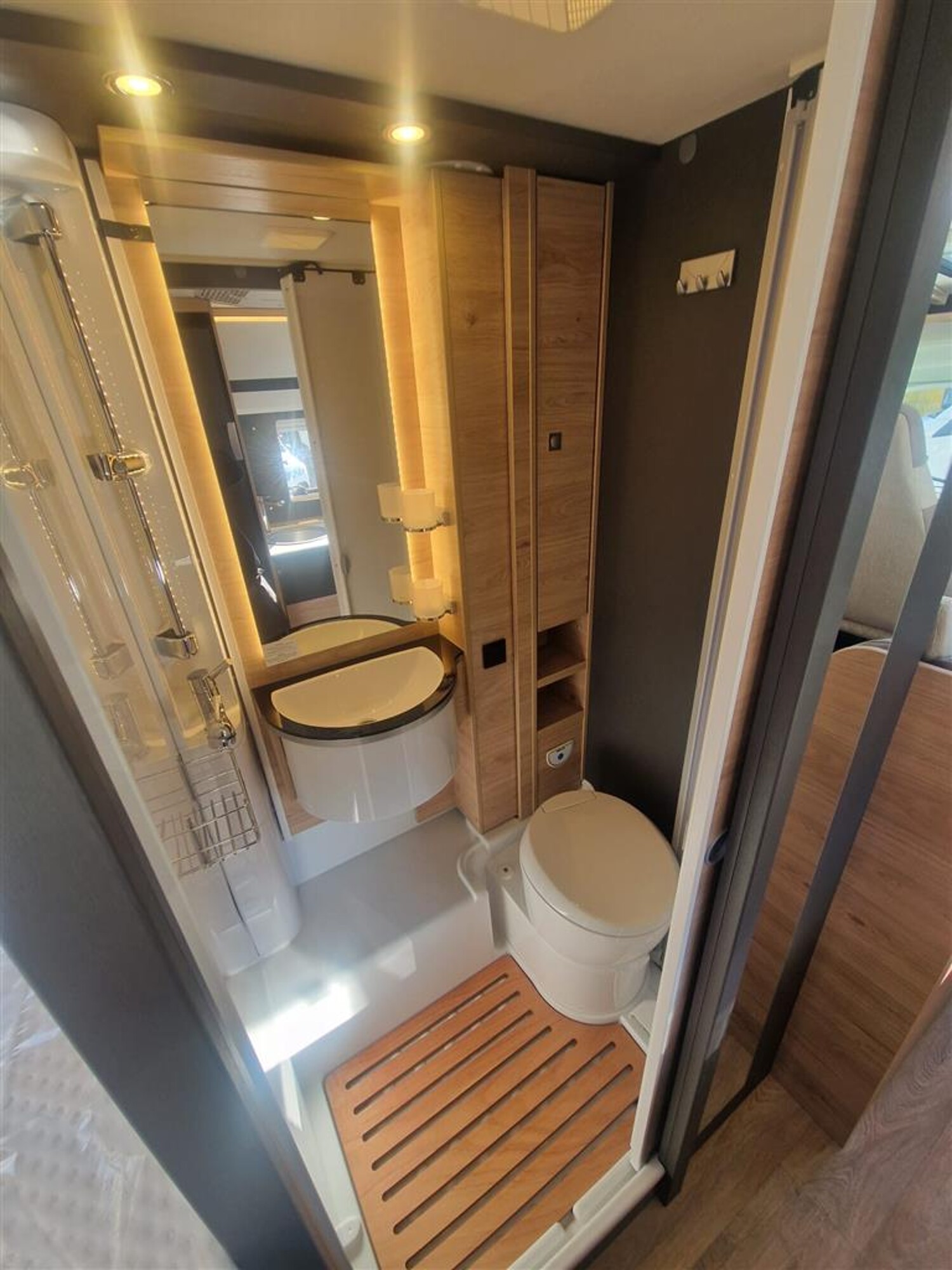 DETHLEFFS Globebus Camp Active T 1-image-6