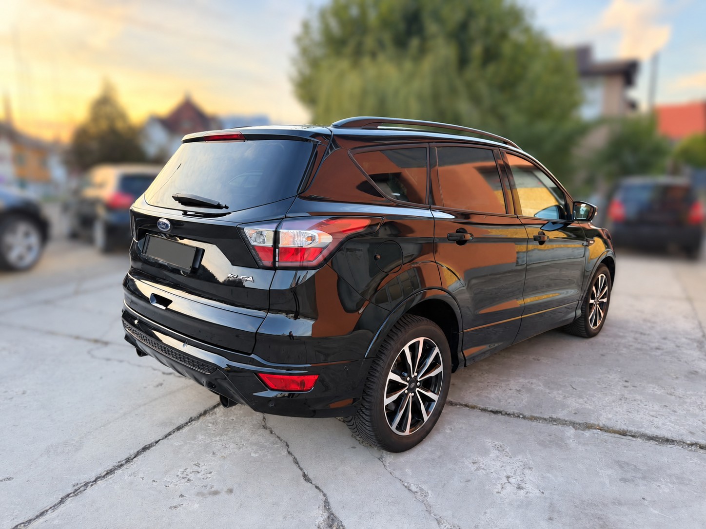 FORD Kuga 2.0 TDCi ST Line High 4WD PowerShift-image-4