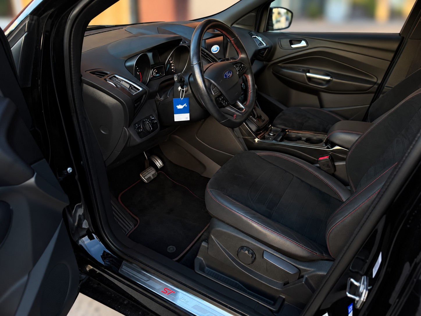 FORD Kuga 2.0 TDCi ST Line High 4WD PowerShift-image-5