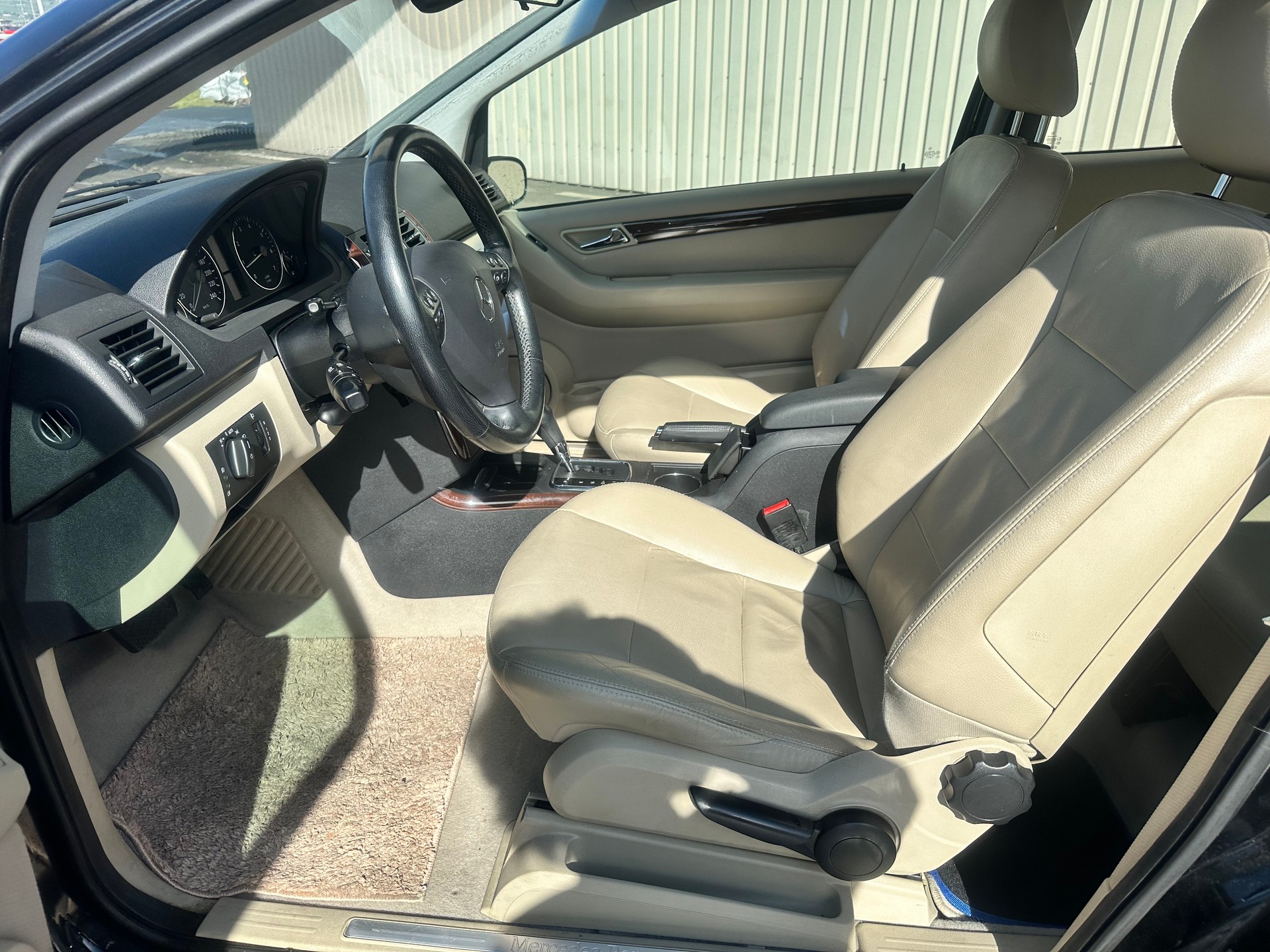 MERCEDES-BENZ A 170 Elégance-image-12