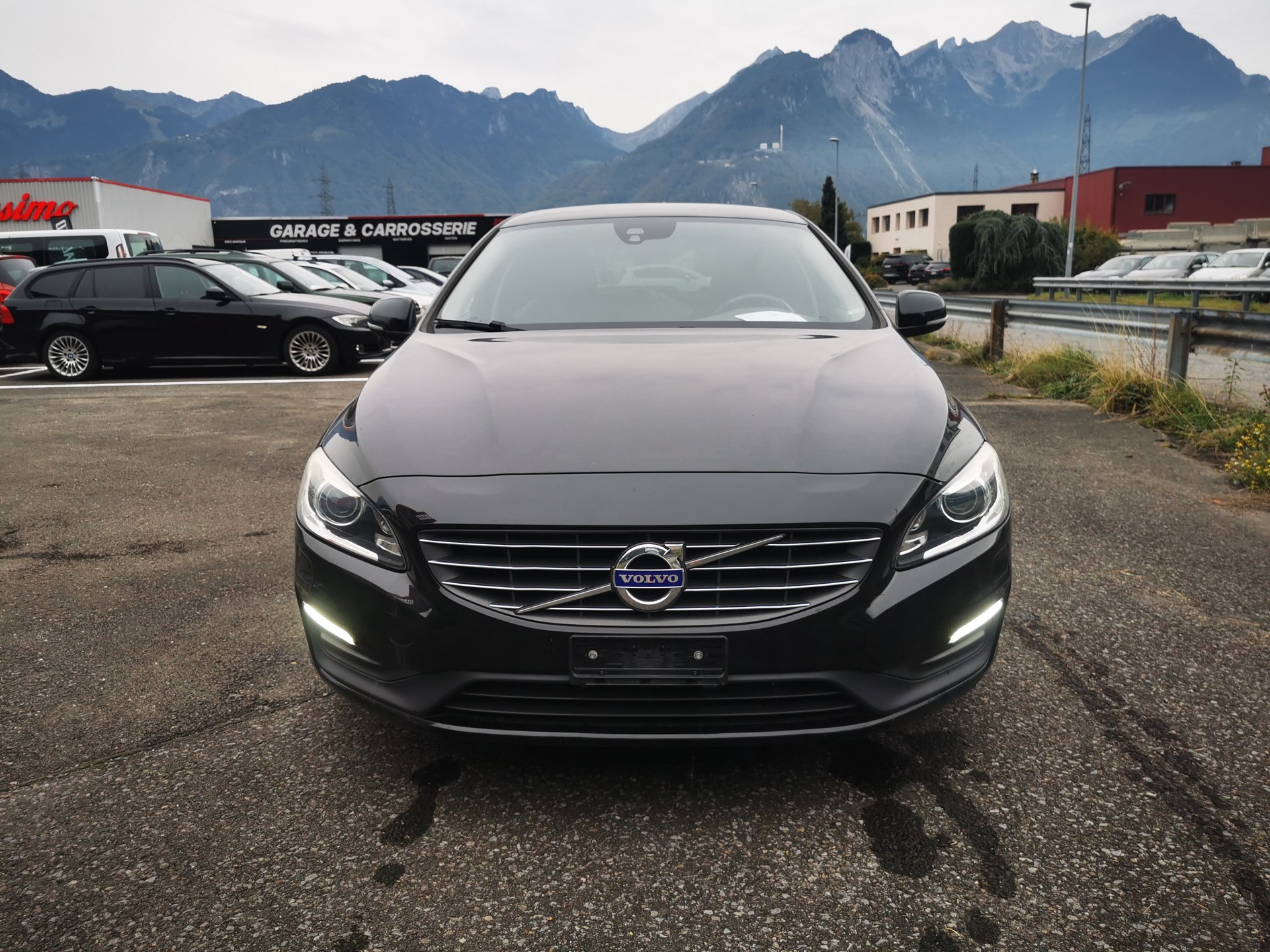 VOLVO V60 D4 AWD Momentum Geartronic-image-5