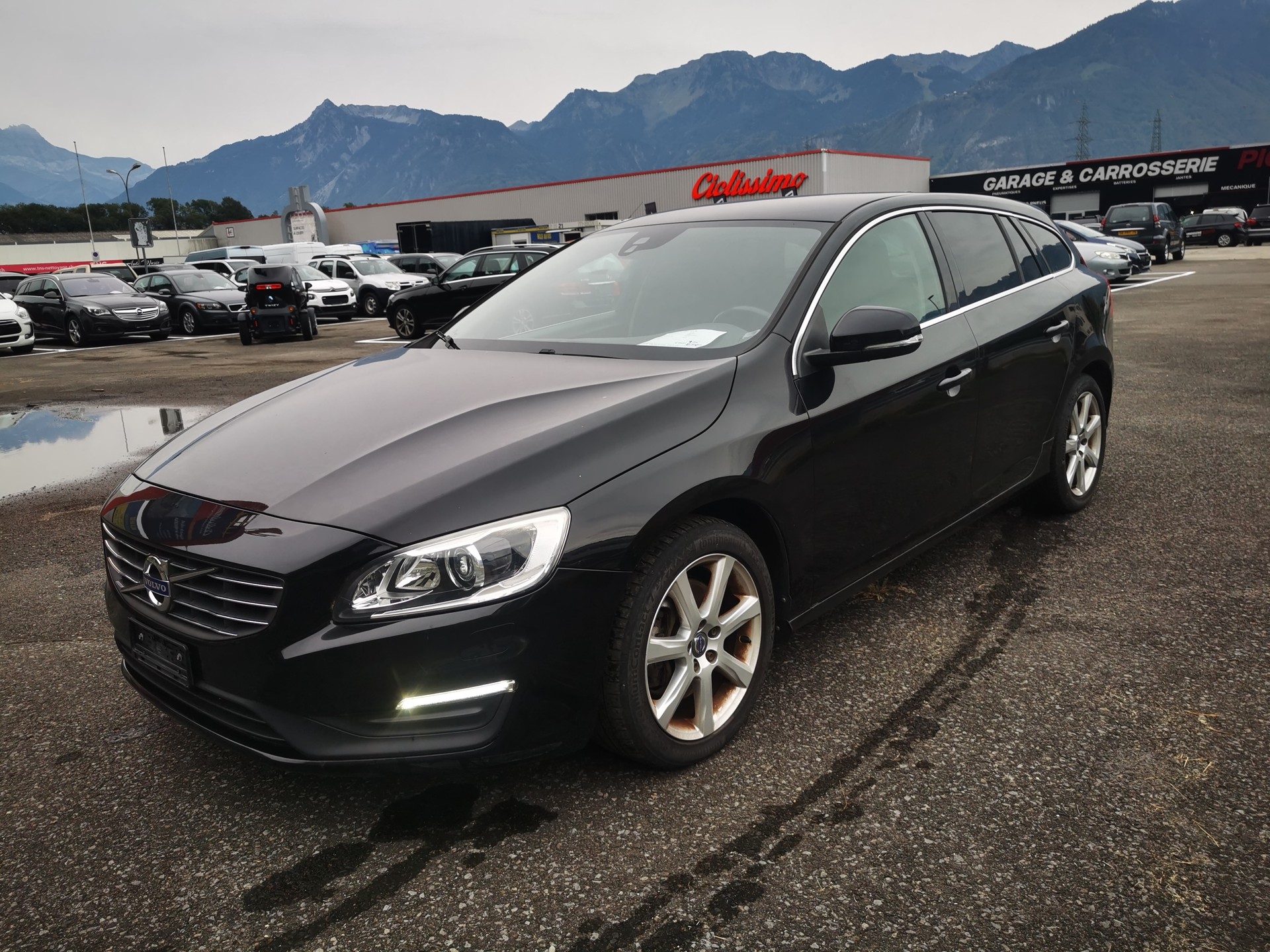 VOLVO V60 D4 AWD Momentum Geartronic-image-4