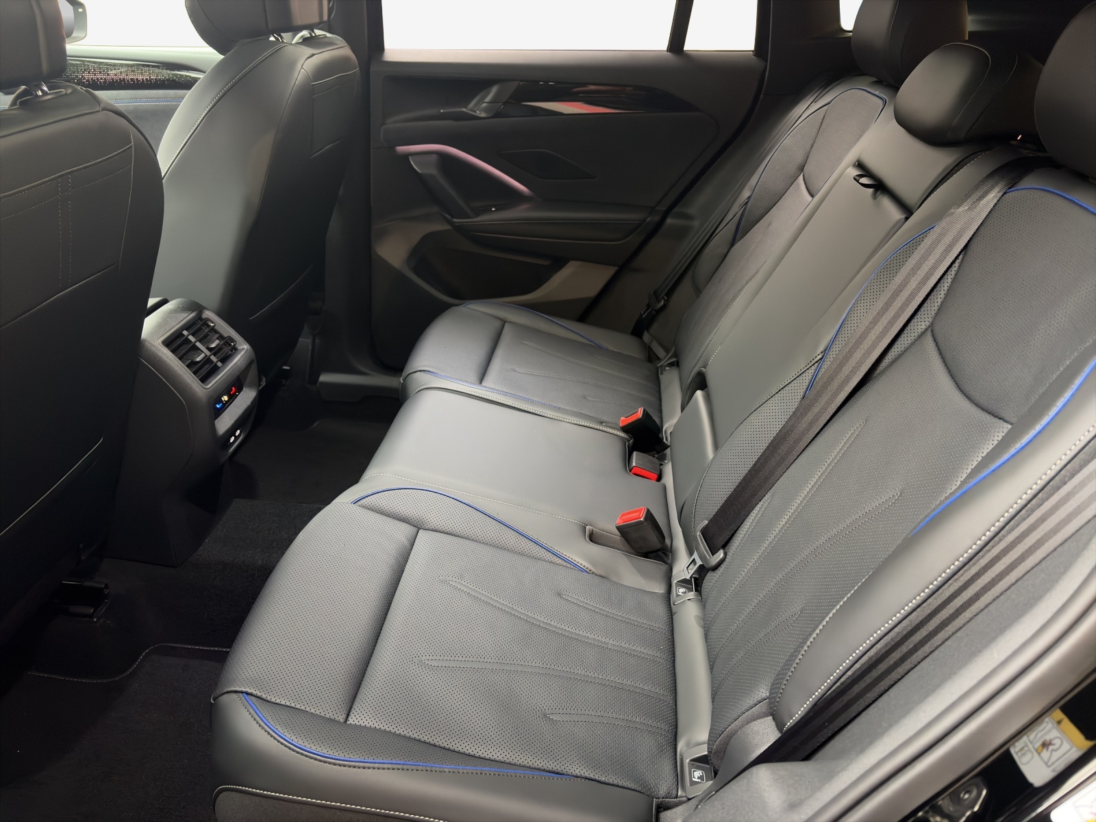 VW Tiguan 1.5 TSI evo2 eHybrid R-Line DSG-image-11