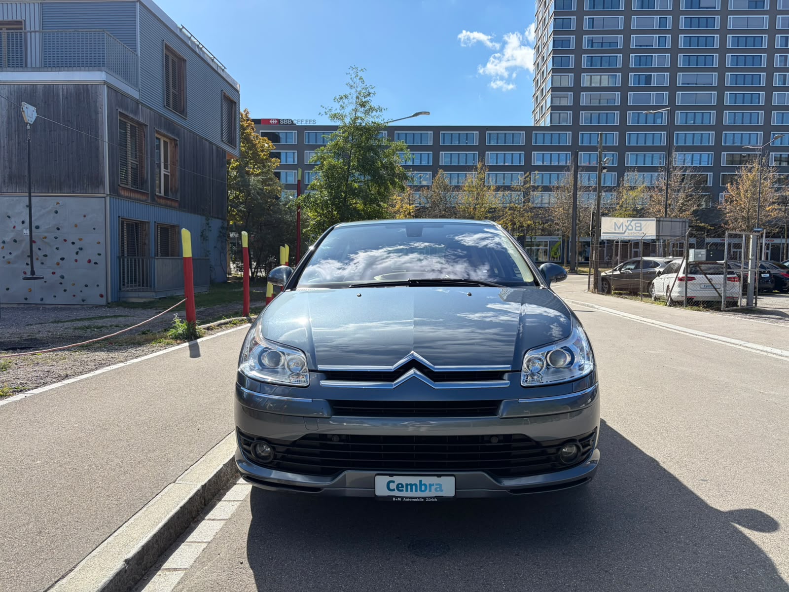 CITROEN C4 Berline 2.0i 16V Exclusive Automatic-image-1