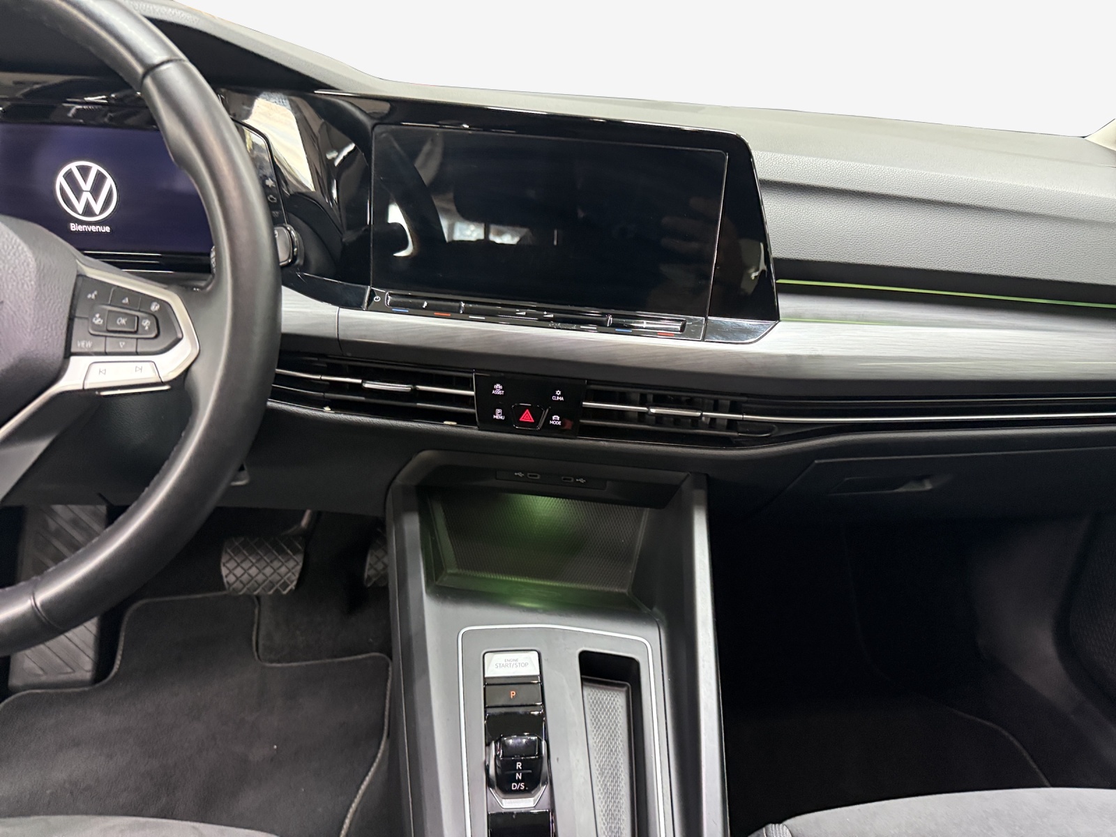 VW Golf 1.5 eTSI mHEV ACT Style DSG-image-10