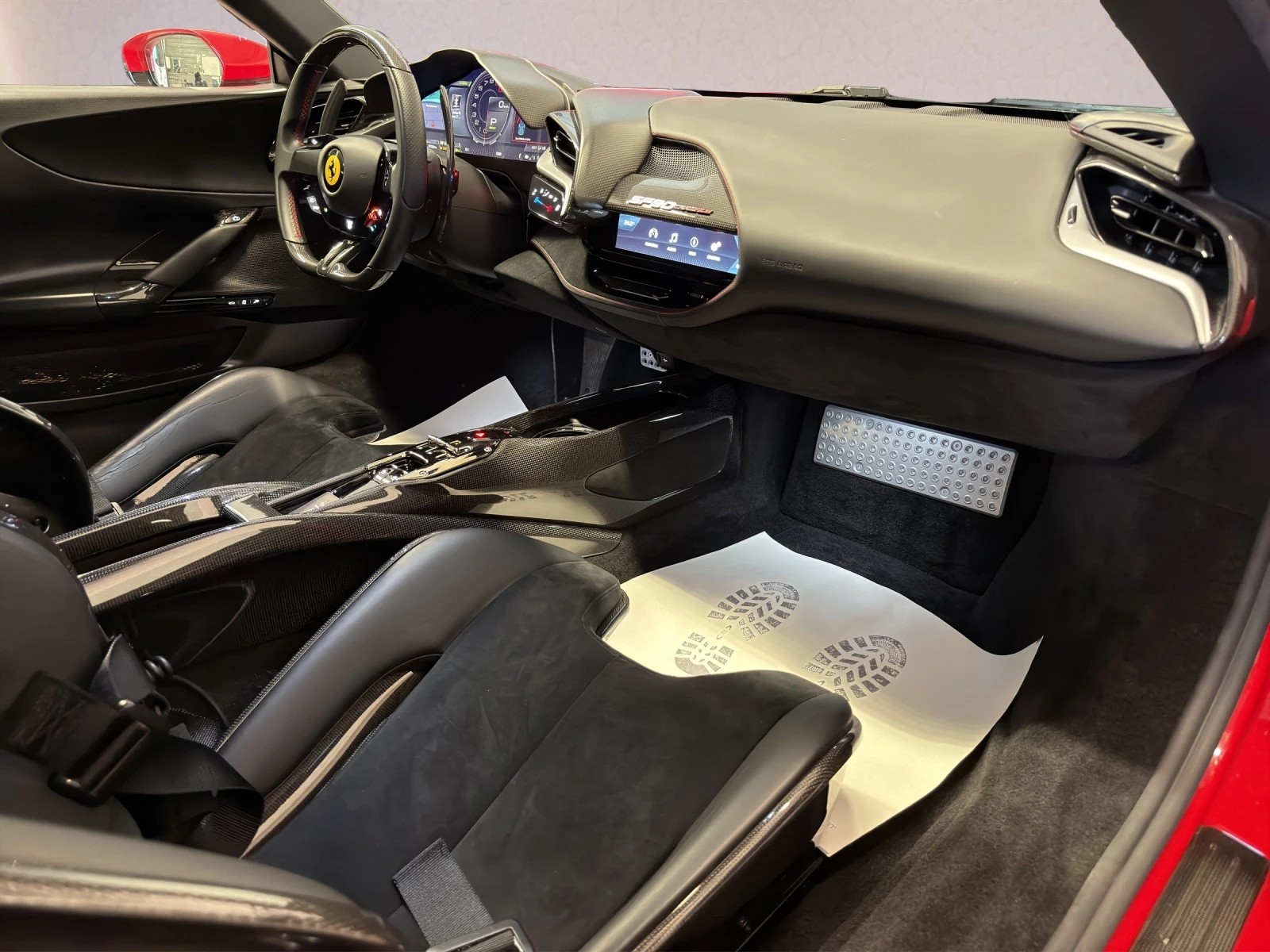 FERRARI SF90 Stradale Assetto-Fiorano-image-13