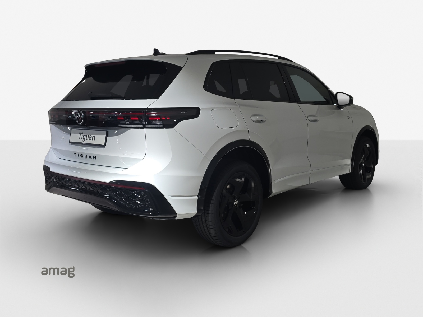 VW Tiguan 2.0 TDI SCR R-Line 4Motion DSG-image-4