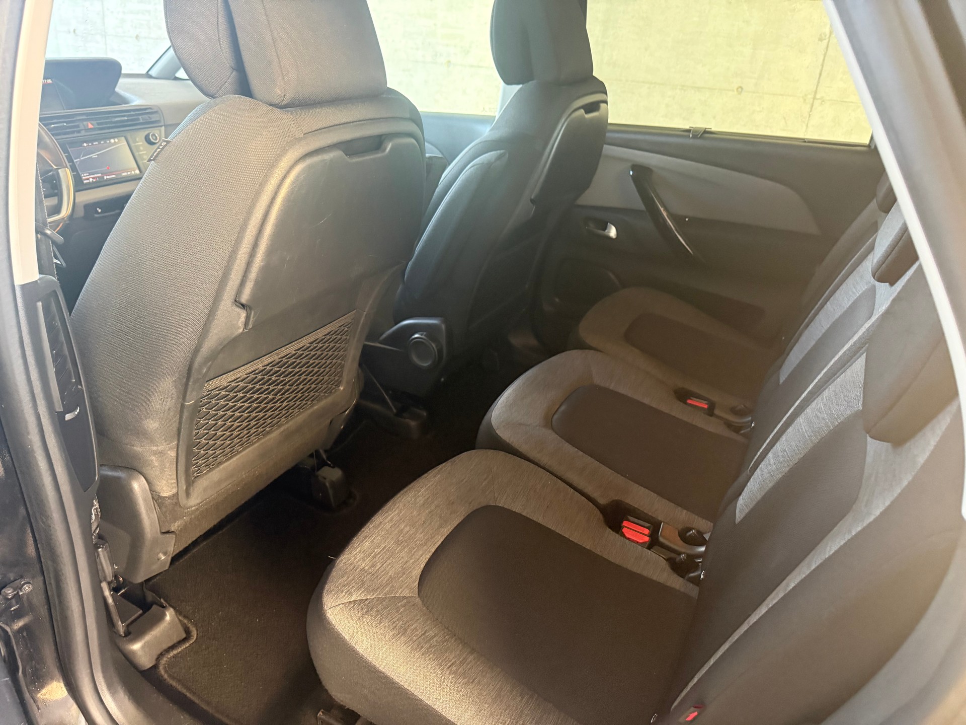 CITROEN C4 Picasso 1.2 Pure Tech Feel EAT6-image-9