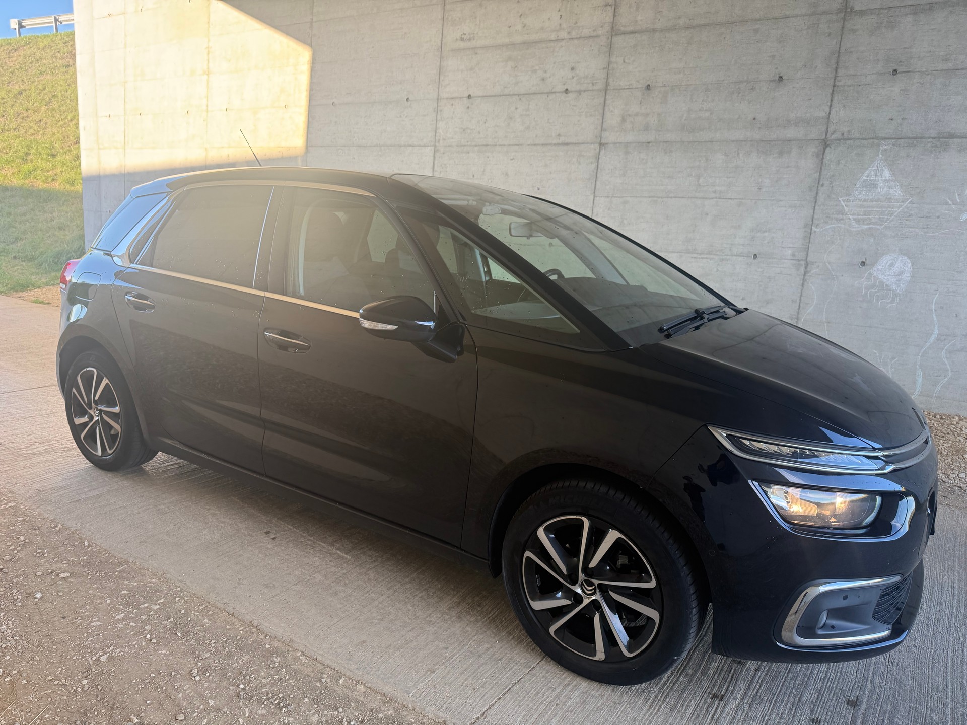 CITROEN C4 Picasso 1.2 Pure Tech Feel EAT6-image-5