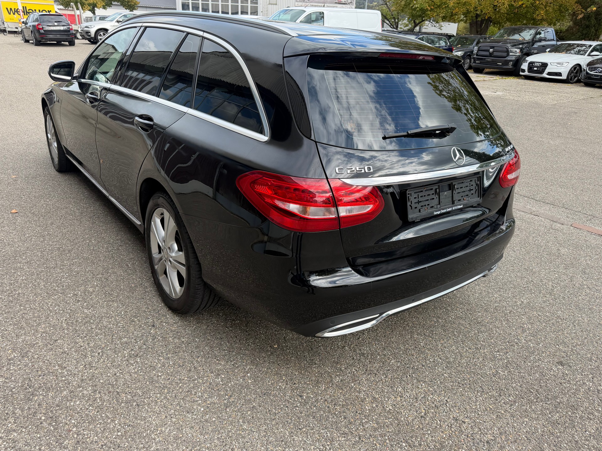 MERCEDES-BENZ C 250 BlueTEC Avantgarde 4Matic 7G-Tronic-image-5